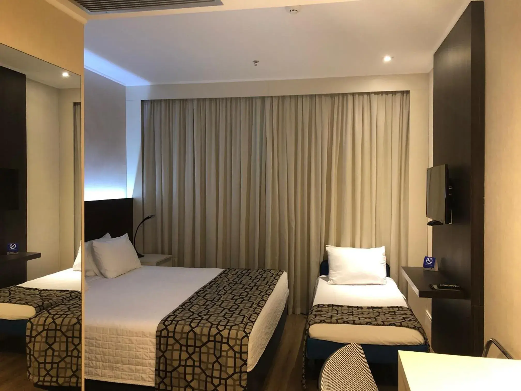 Triple Room with Double Bed - single occupancy in Transamerica Executive Taboao Morumbi Triple Room with Double Bed - single occupancy in Transamerica Executive Taboao Morumbi