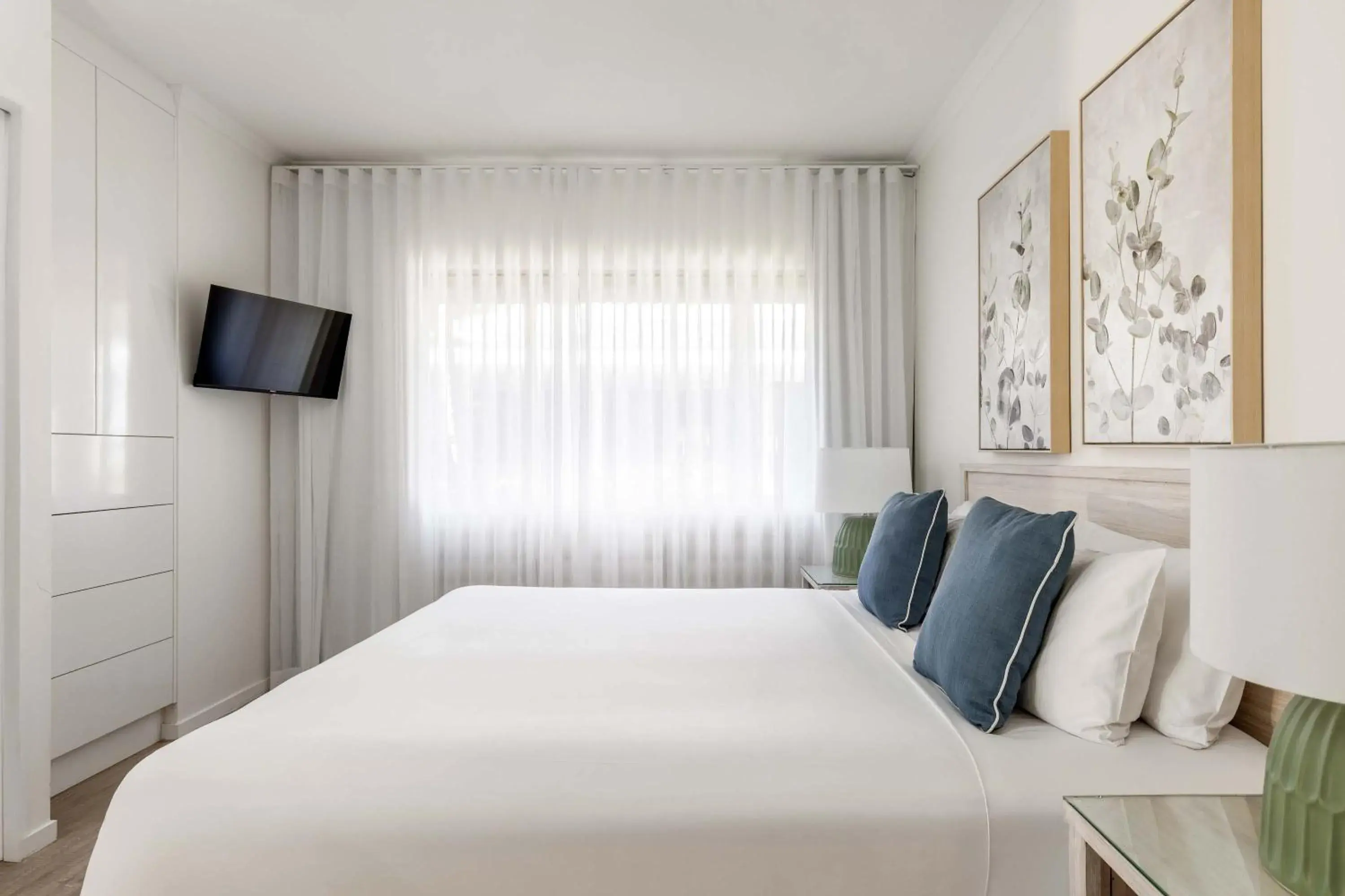 Two-Bedroom Apartment with Ocean View - Dual Key in Mantra Amphora Two-Bedroom Apartment with Ocean View - Dual Key in Mantra Amphora