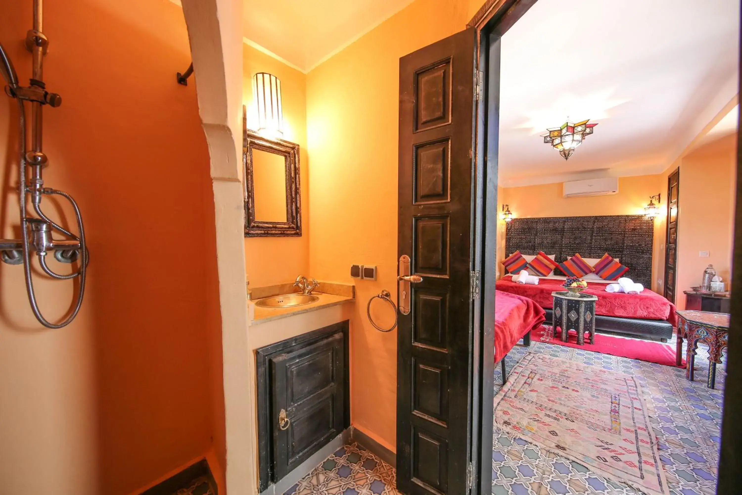 Single Safari Room in Riad Africa - Marrakech Medina Maison d'Hote Single Safari Room in Riad Africa - Marrakech Medina Maison d'Hote