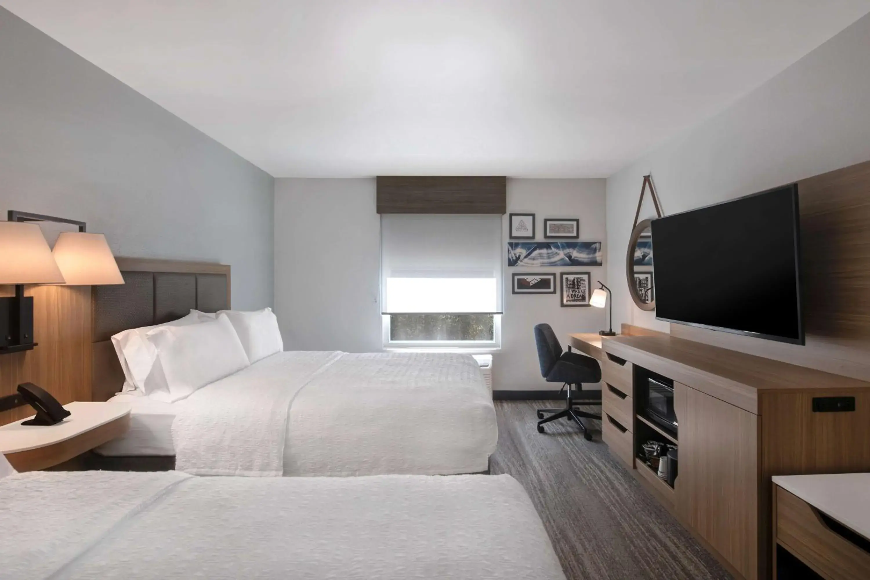 Room with Two Queen Beds - Non-Smoking in Hampton Inn Anderson/Alliance Business Park Room with Two Queen Beds - Non-Smoking in Hampton Inn Anderson/Alliance Business Park