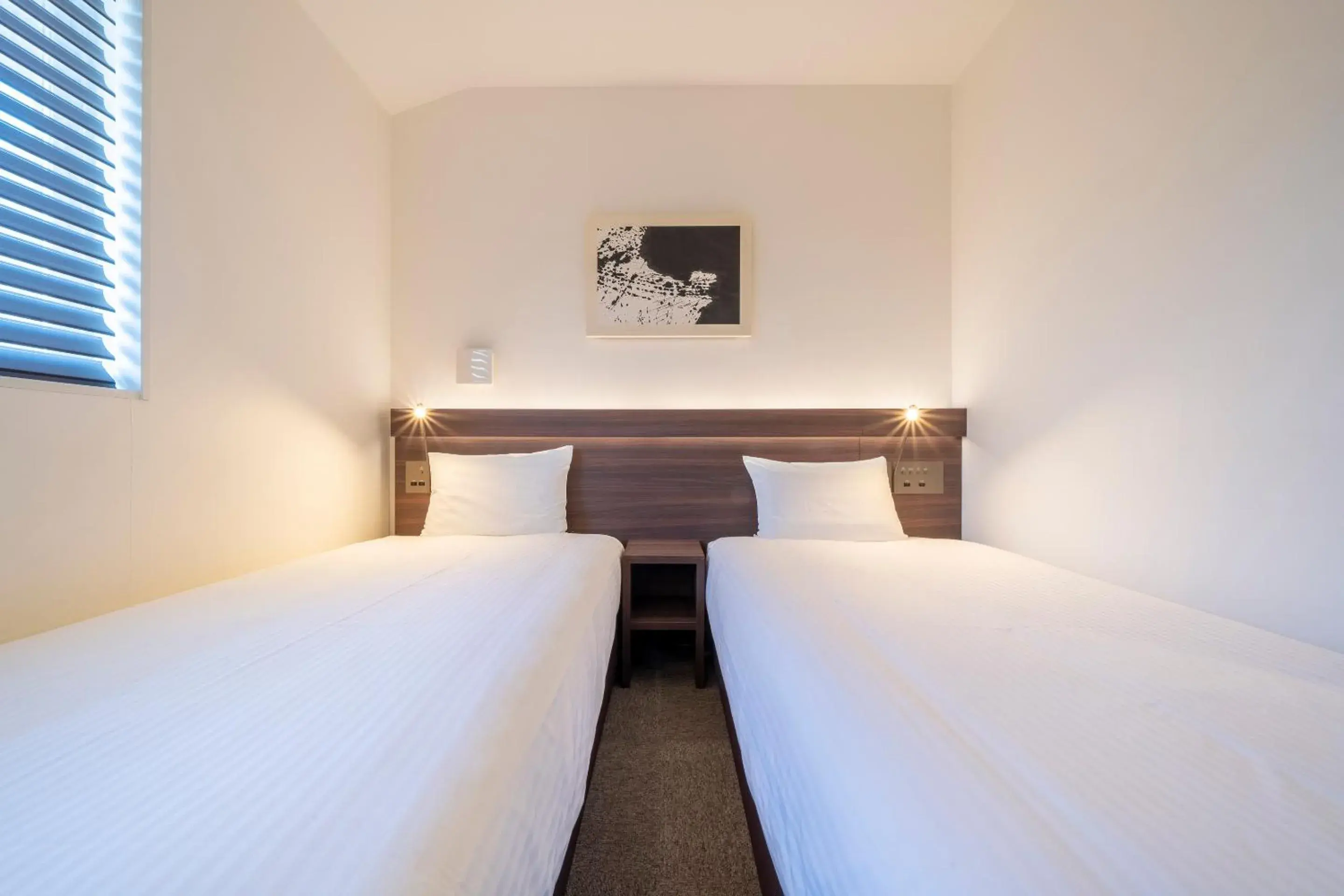 Twin Room in RESI STAY Jisco Hotel Kyoto Goshonishi Twin Room in RESI STAY Jisco Hotel Kyoto Goshonishi