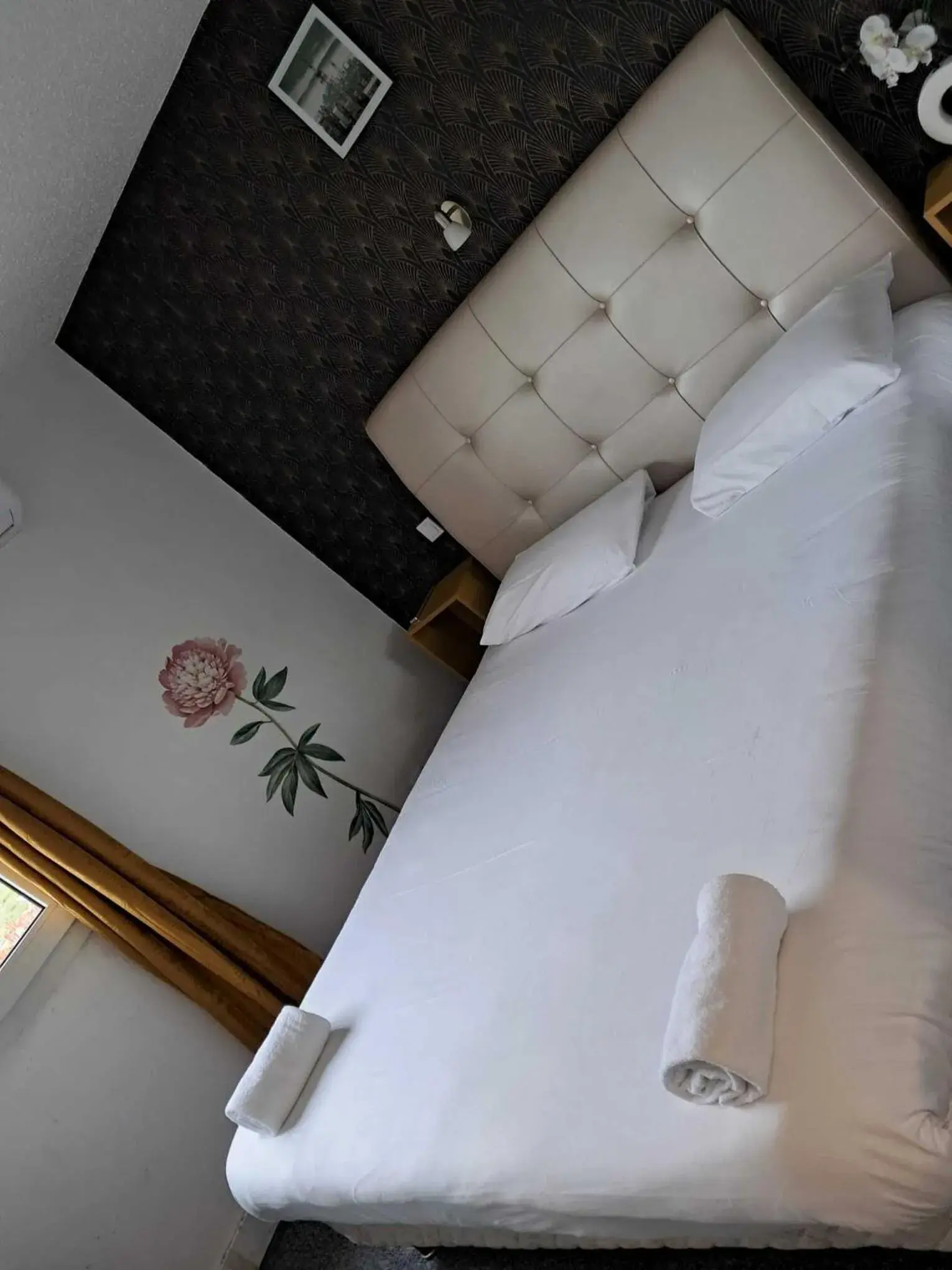 Double Room with Private Bathroom in Astrotel Romorantin-Lanthenay Soirée étape Double Room with Private Bathroom in Astrotel Romorantin-Lanthenay Soirée étape