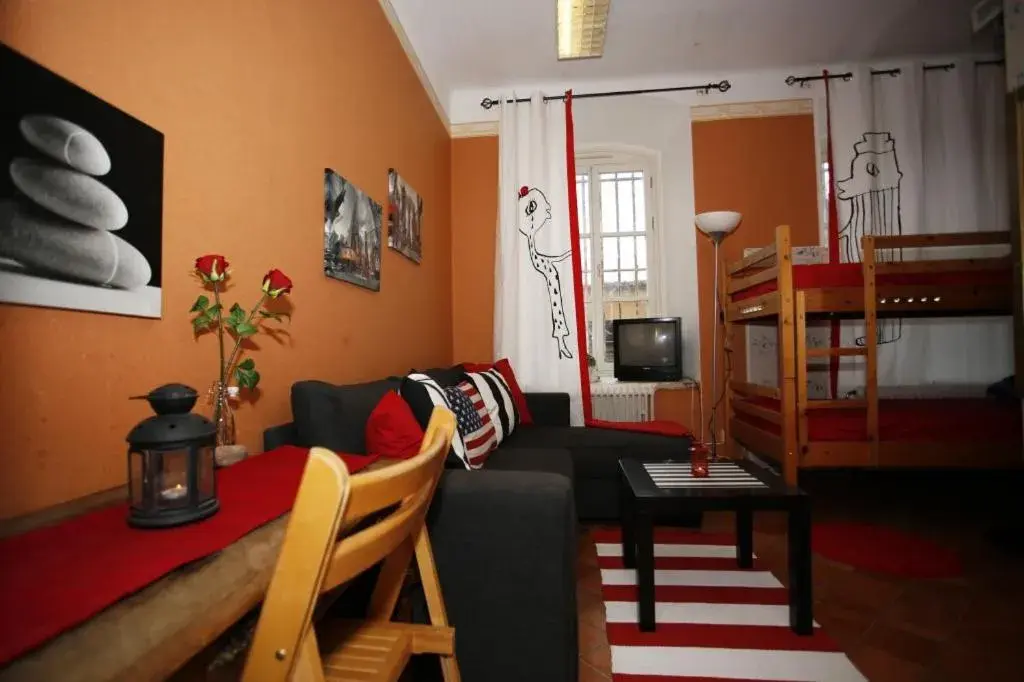 Comfort Quadruple Room with shared Bathroom in Visby Fängelse Comfort Quadruple Room with shared Bathroom in Visby Fängelse