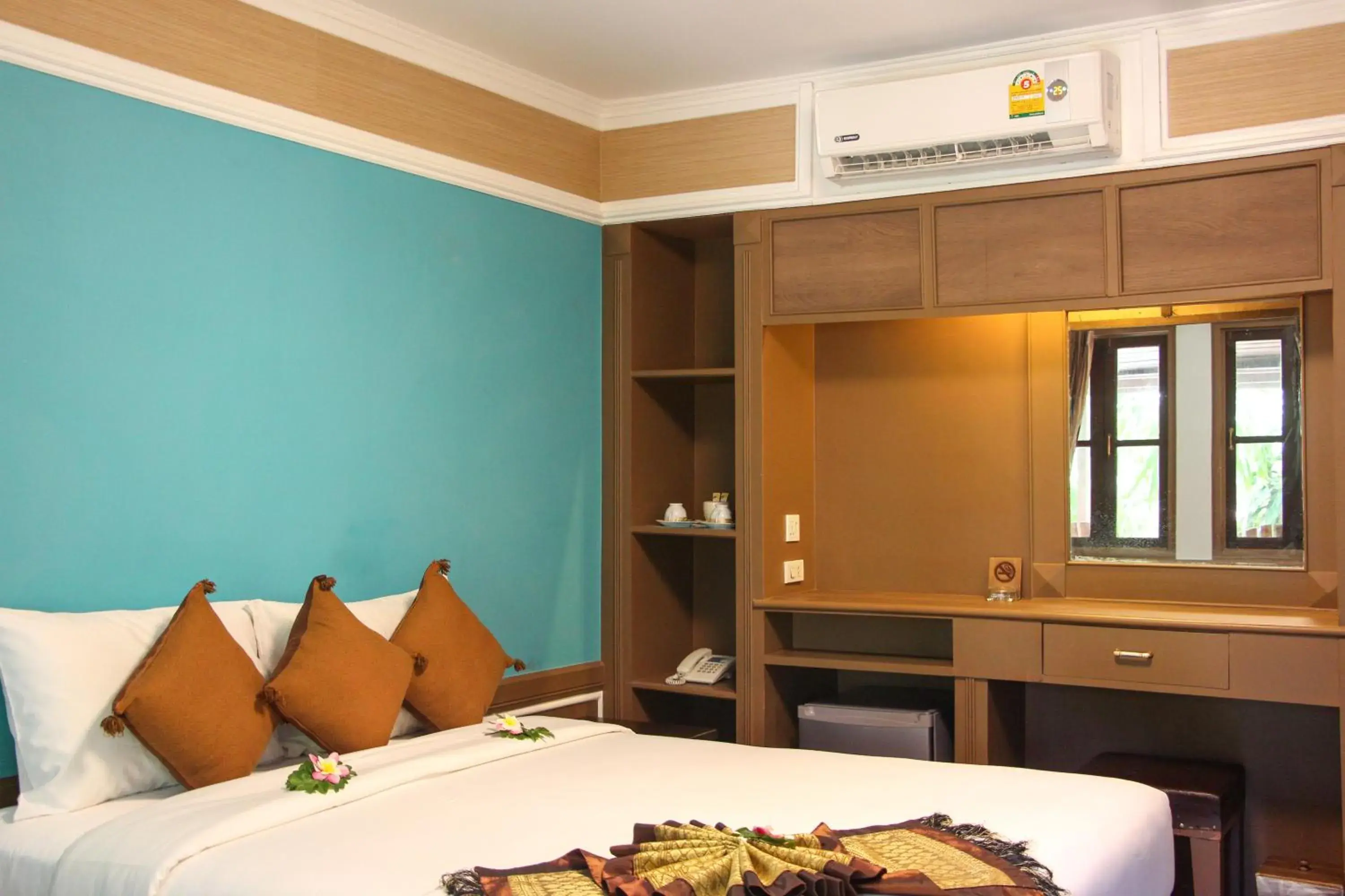 Superior Bungalow in The Fair House Beach Resort & Hotel Superior Bungalow in The Fair House Beach Resort & Hotel