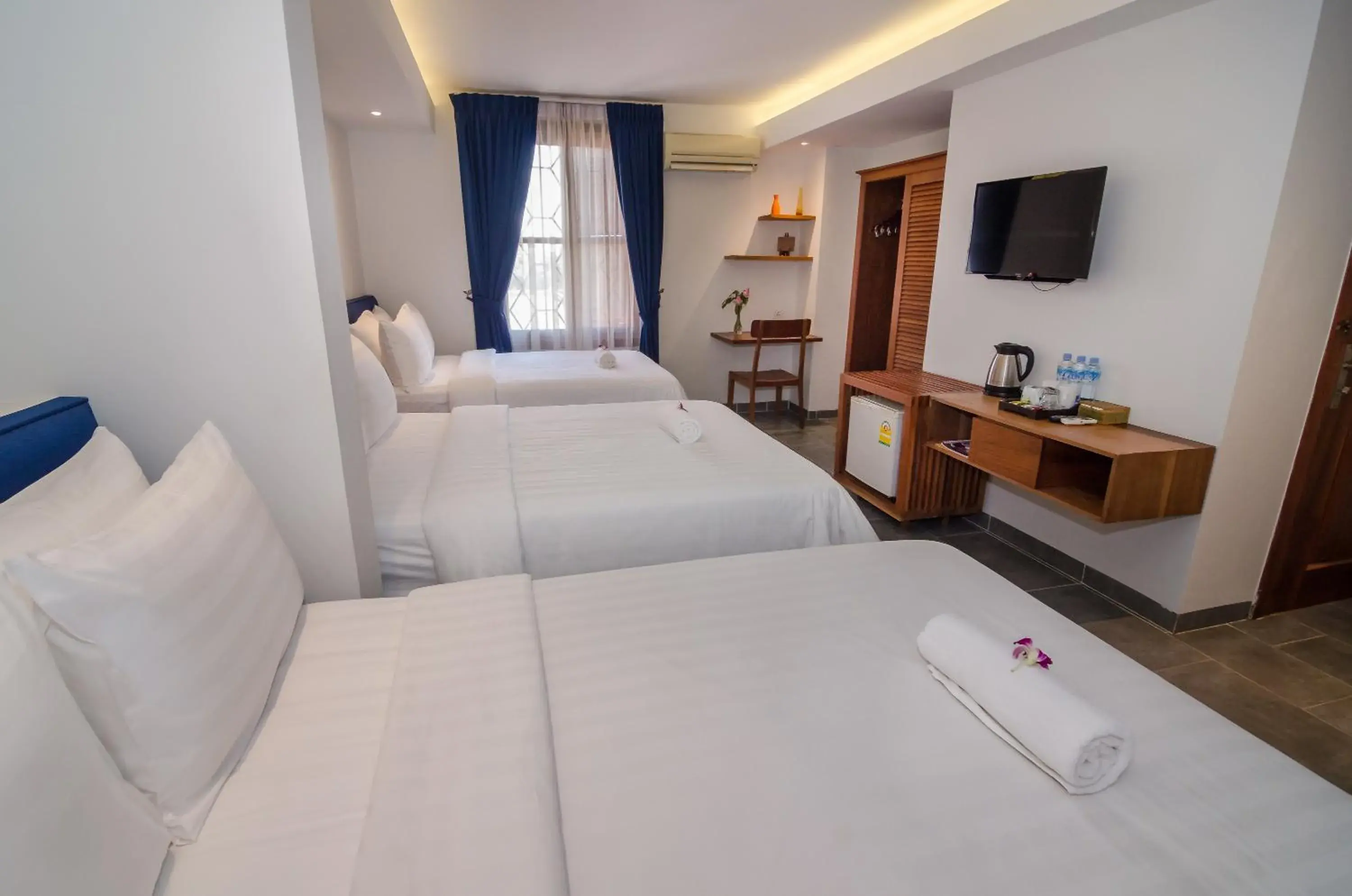 Deluxe Triple Room Free Airport Pick Up in Neth Socheata Hotel Deluxe Triple Room Free Airport Pick Up in Neth Socheata Hotel