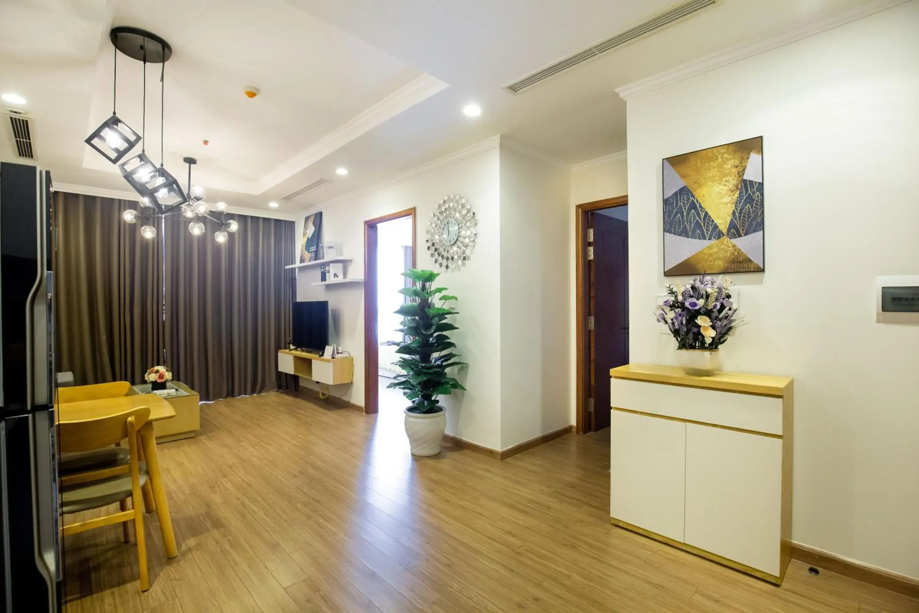 Two-Bedroom Apartment in Full House Times City Two-Bedroom Apartment in Full House Times City