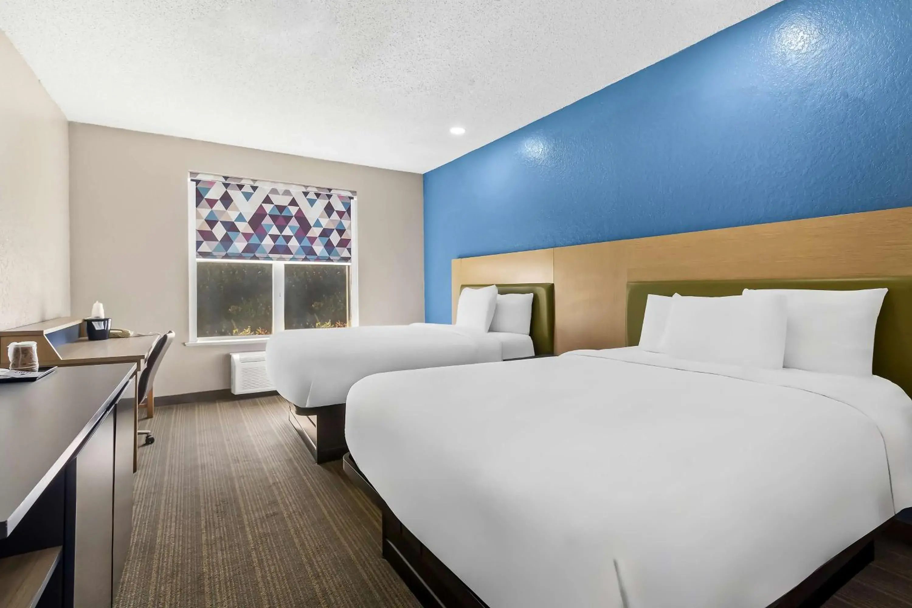 Queen Room with Two Queen Beds - Disability Access in Sonesta Essential IAH Airport JFK Boulevard - Newly Renovated Queen Room with Two Queen Beds - Disability Access in Sonesta Essential IAH Airport JFK Boulevard - Newly Renovated