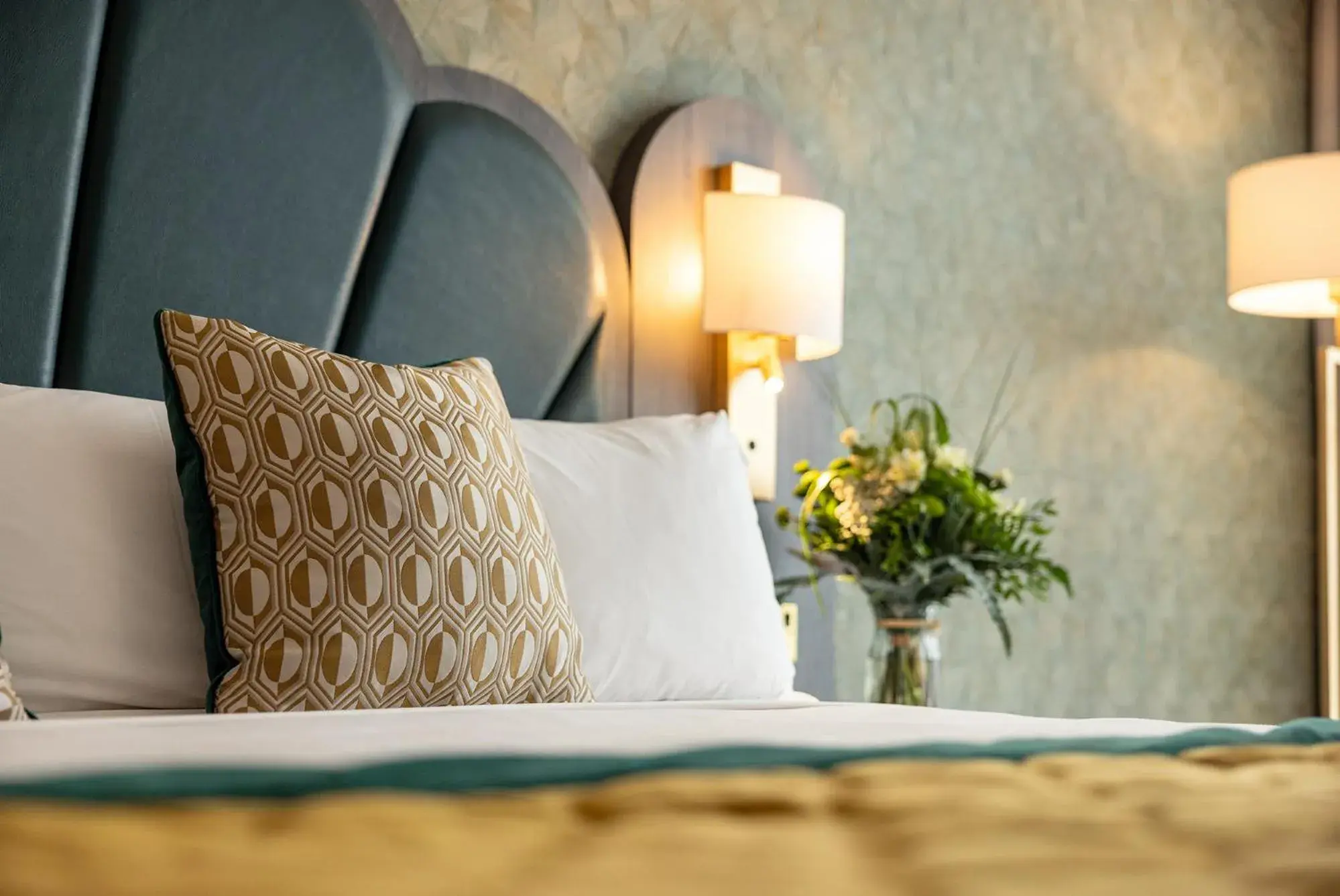 Deluxe Twin Room in The Savoy Hotel Deluxe Twin Room in The Savoy Hotel