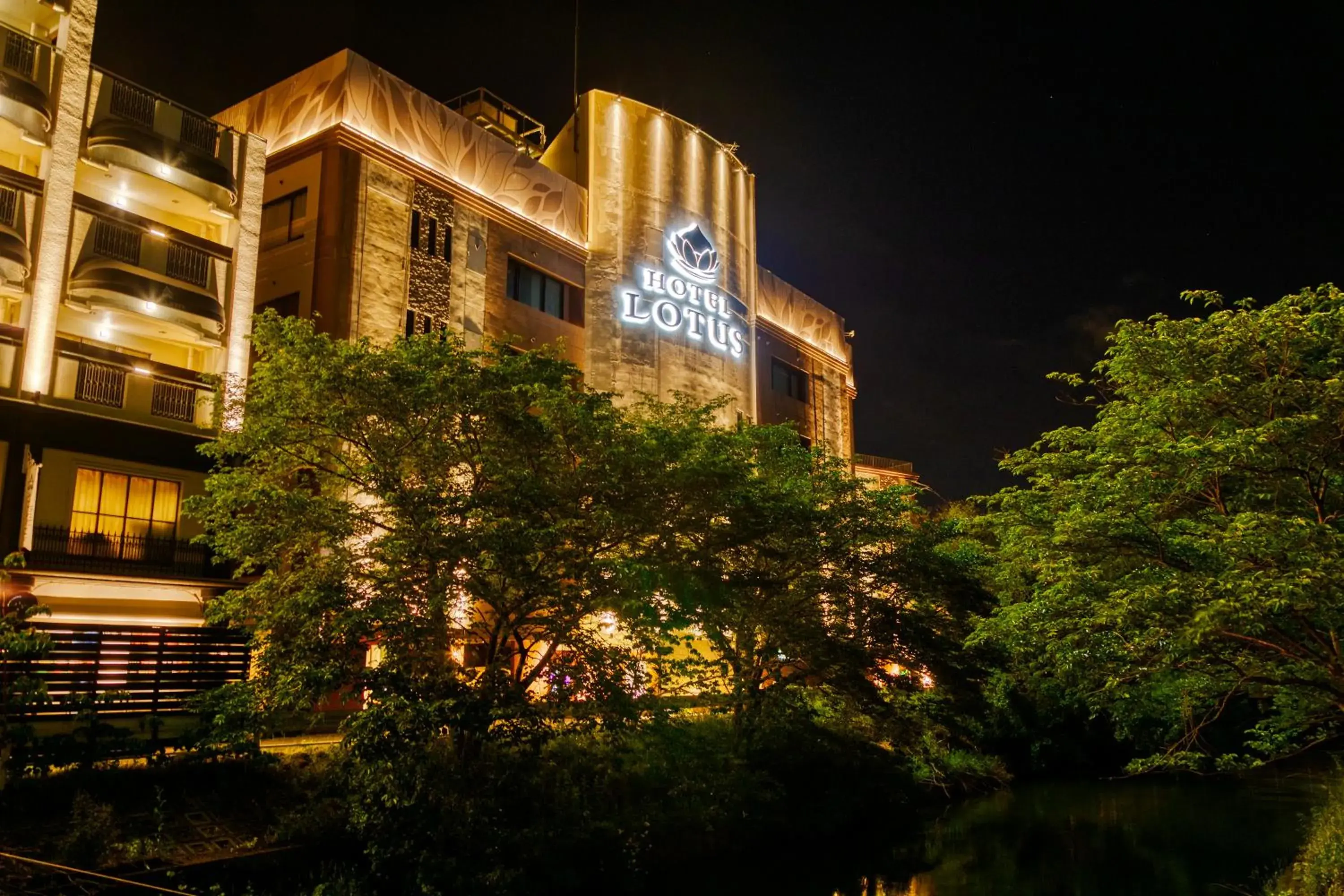 Hotel Lotus Otsu (Adult Only) Hotel Lotus Otsu (Adult Only)