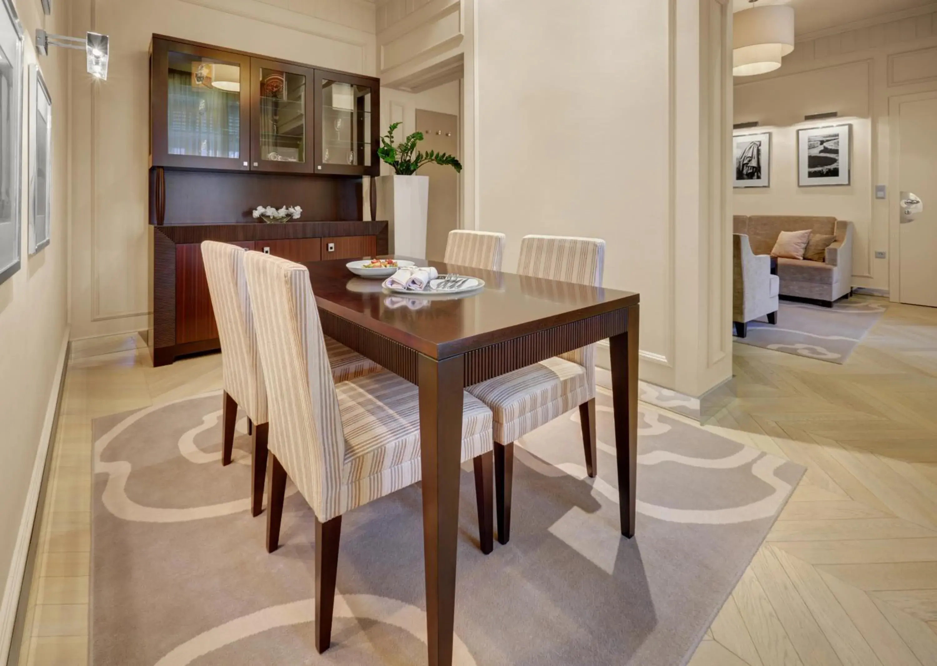 Suite with Park View - single occupancy in Hotel Aleksander Medical & SPA Suite with Park View - single occupancy in Hotel Aleksander Medical & SPA