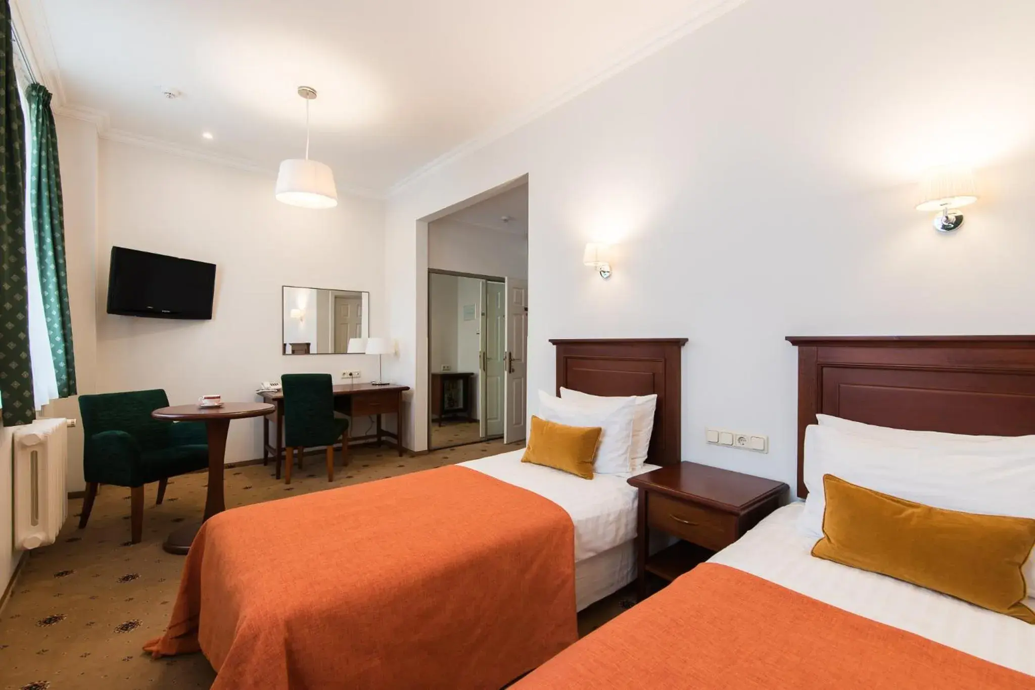 Standard Twin Room in Hestia Hotel Draugi Standard Twin Room in Hestia Hotel Draugi