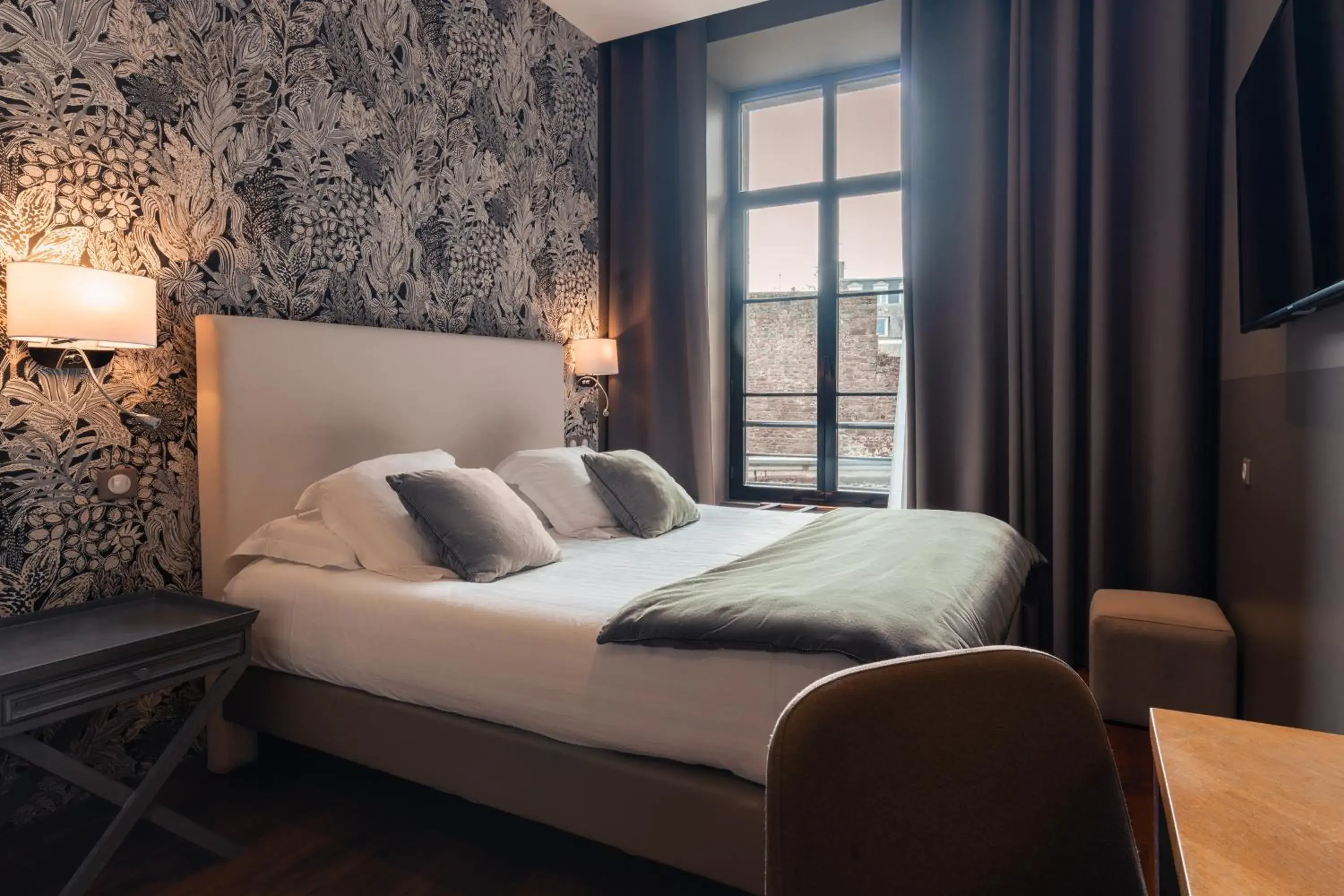 Comfort Double Room in Edgar Hôtel & Spa - Table Gastronomique Comfort Double Room in Edgar Hôtel & Spa - Table Gastronomique