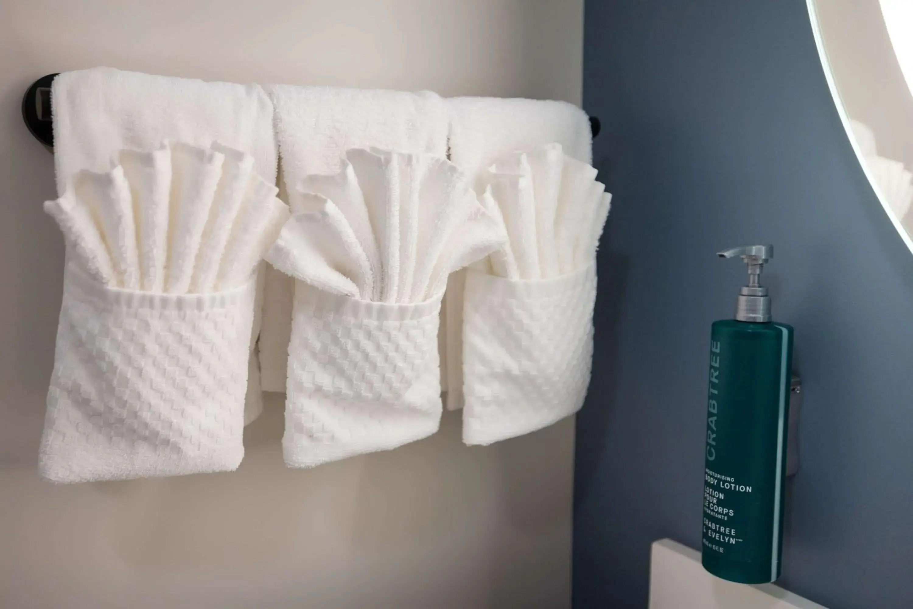 Queen Room with Two Queen Beds in DoubleTree by Hilton Tinton Falls-Eatontown Queen Room with Two Queen Beds in DoubleTree by Hilton Tinton Falls-Eatontown