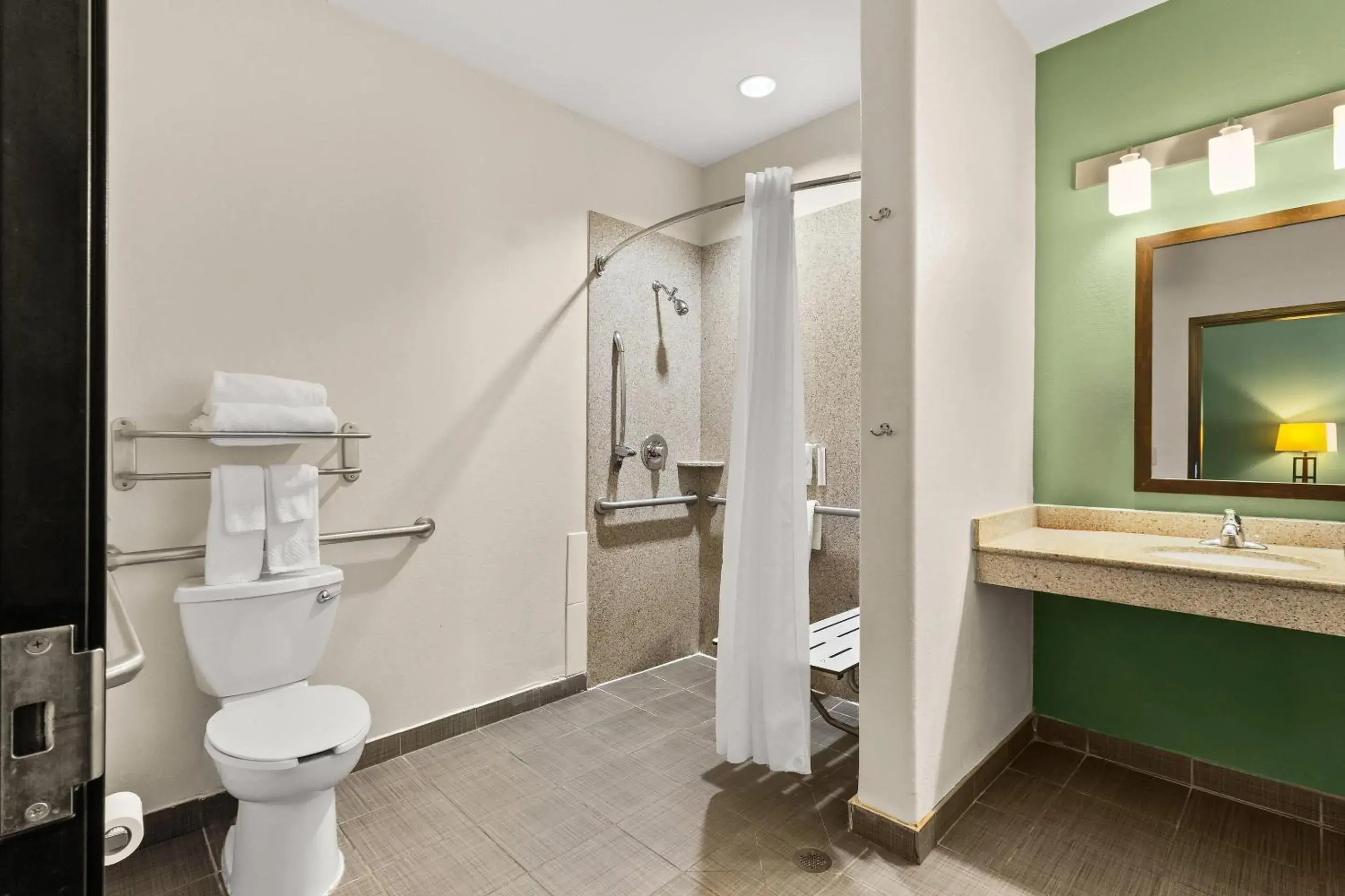 King Room - Accessible/Non Smoking in Sleep Inn & Suites Bush Intercontinental - IAH East King Room - Accessible/Non Smoking in Sleep Inn & Suites Bush Intercontinental - IAH East