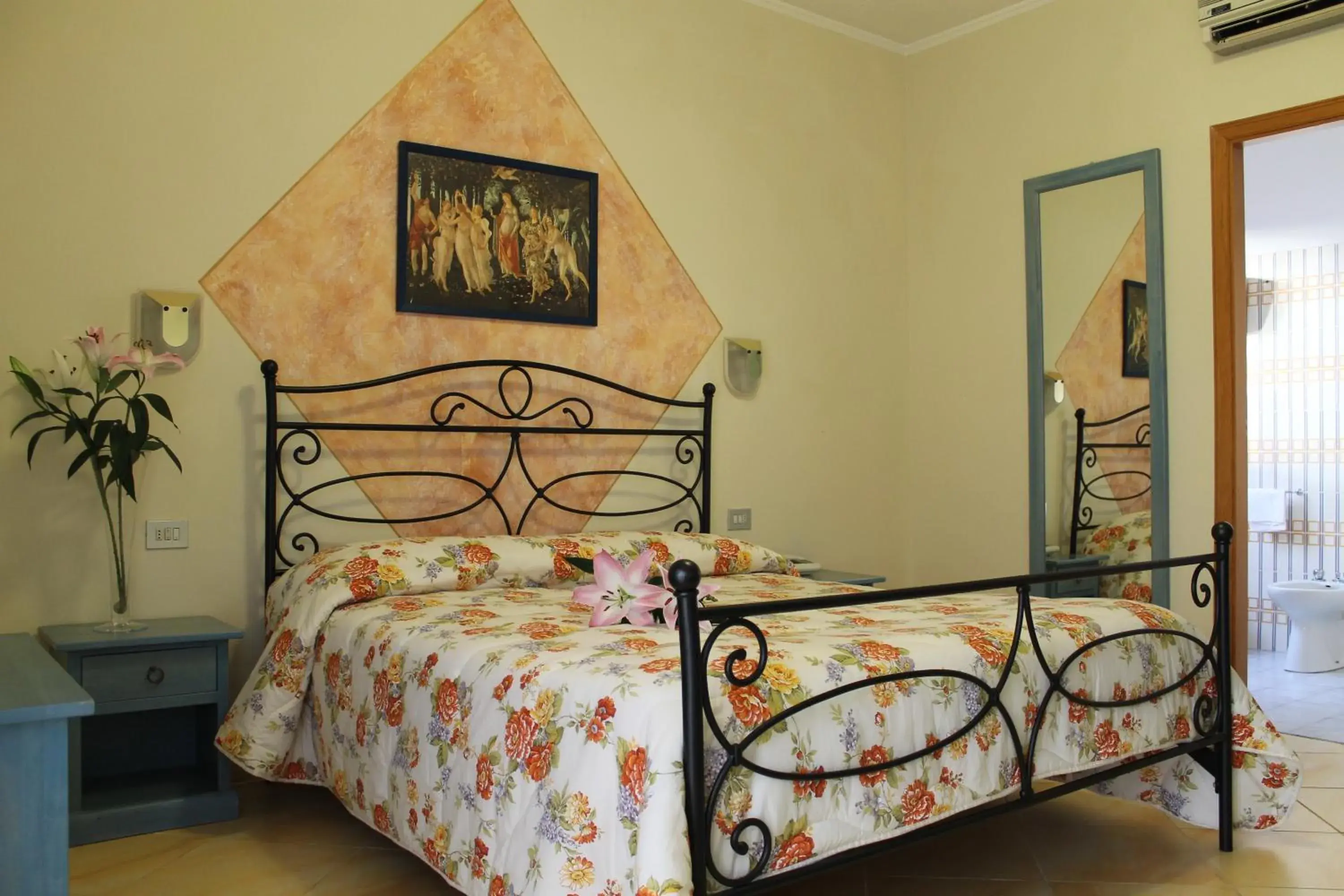 Double or Twin Room in Hotel Ismaele Double or Twin Room in Hotel Ismaele