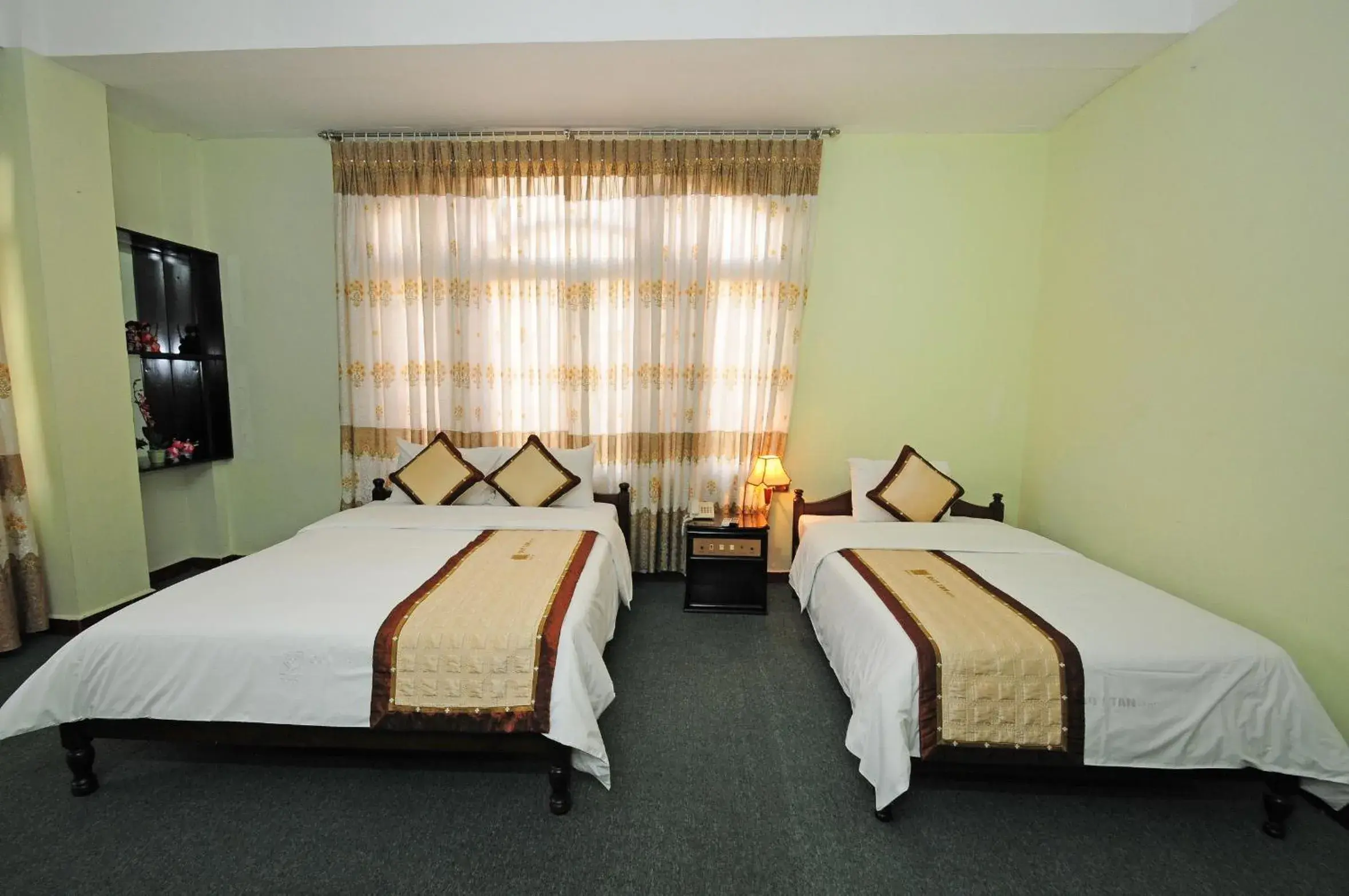 Standard Double or Twin Room in Duy Tan Hotel Standard Double or Twin Room in Duy Tan Hotel