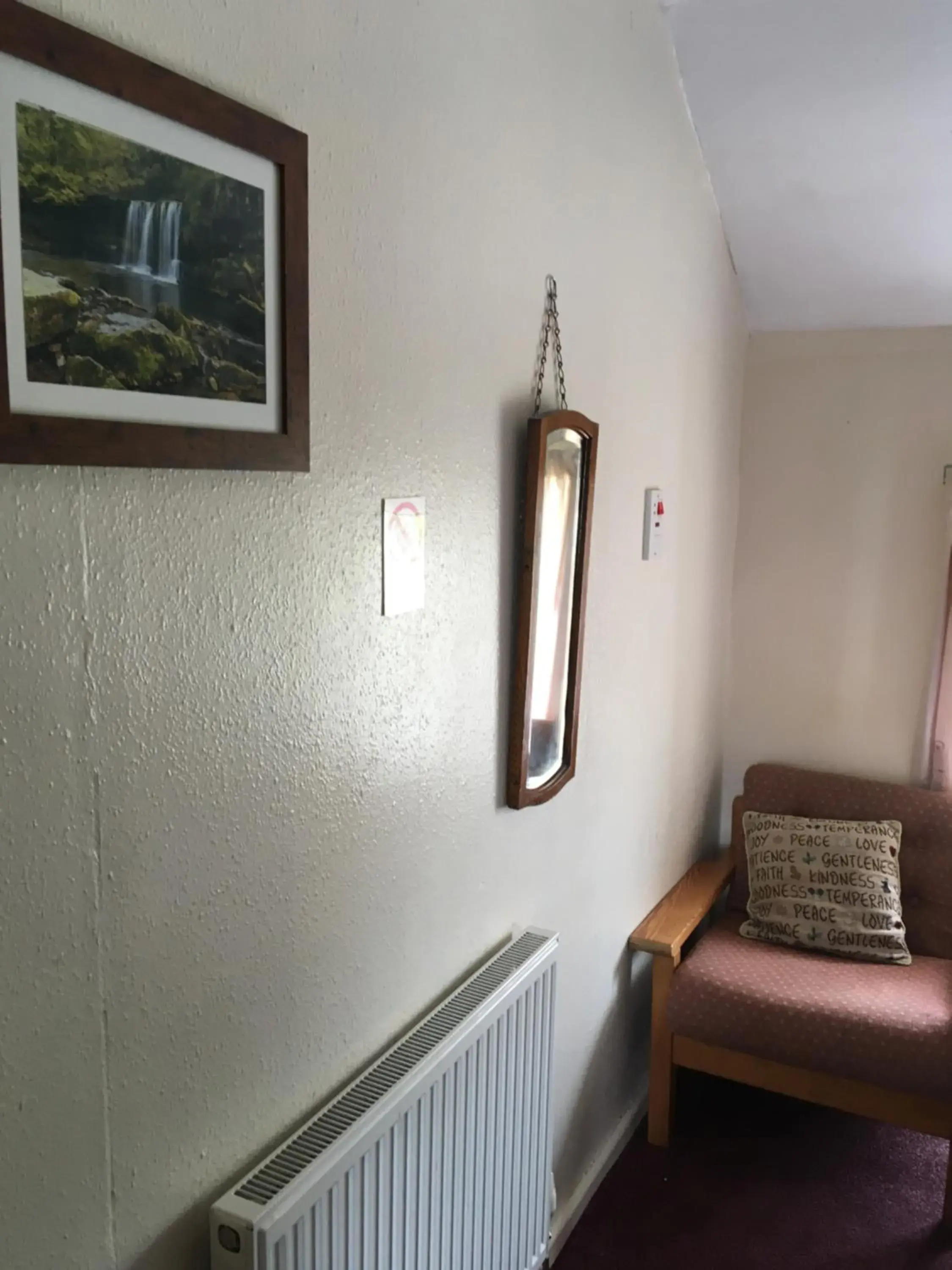 Triple Room in Pantyrathro International Hostel Triple Room in Pantyrathro International Hostel