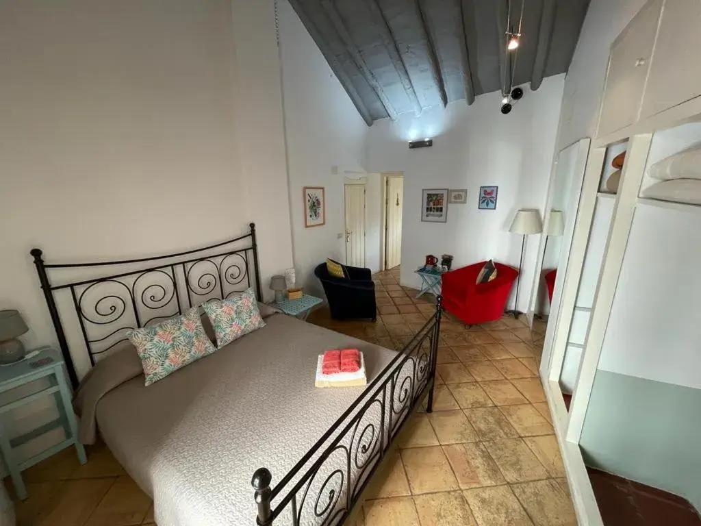 Deluxe Double Room with Balcony in Salvatierra Guest House Deluxe Double Room with Balcony in Salvatierra Guest House