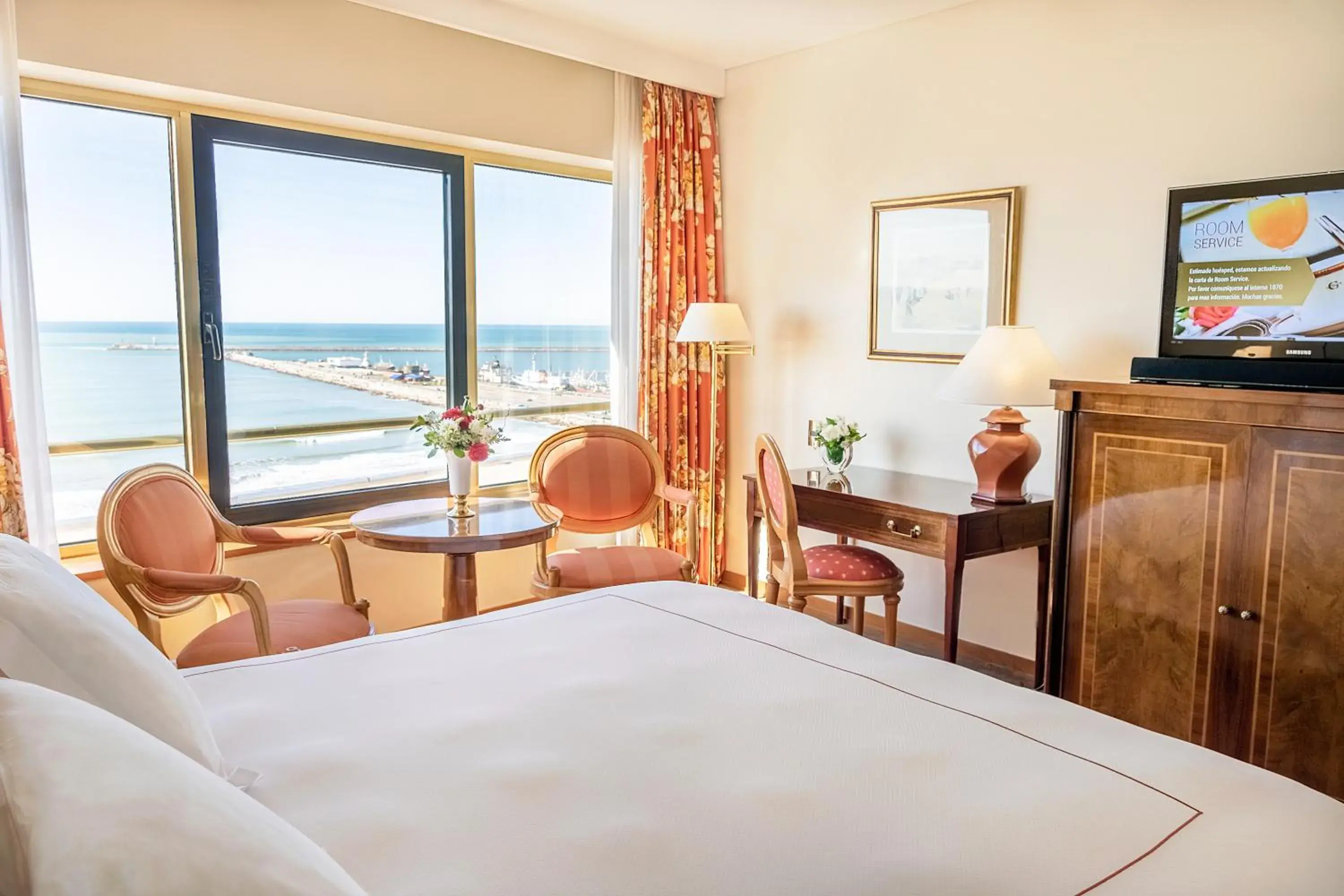 Junior Suite in Hotel Costa Galana Junior Suite in Hotel Costa Galana