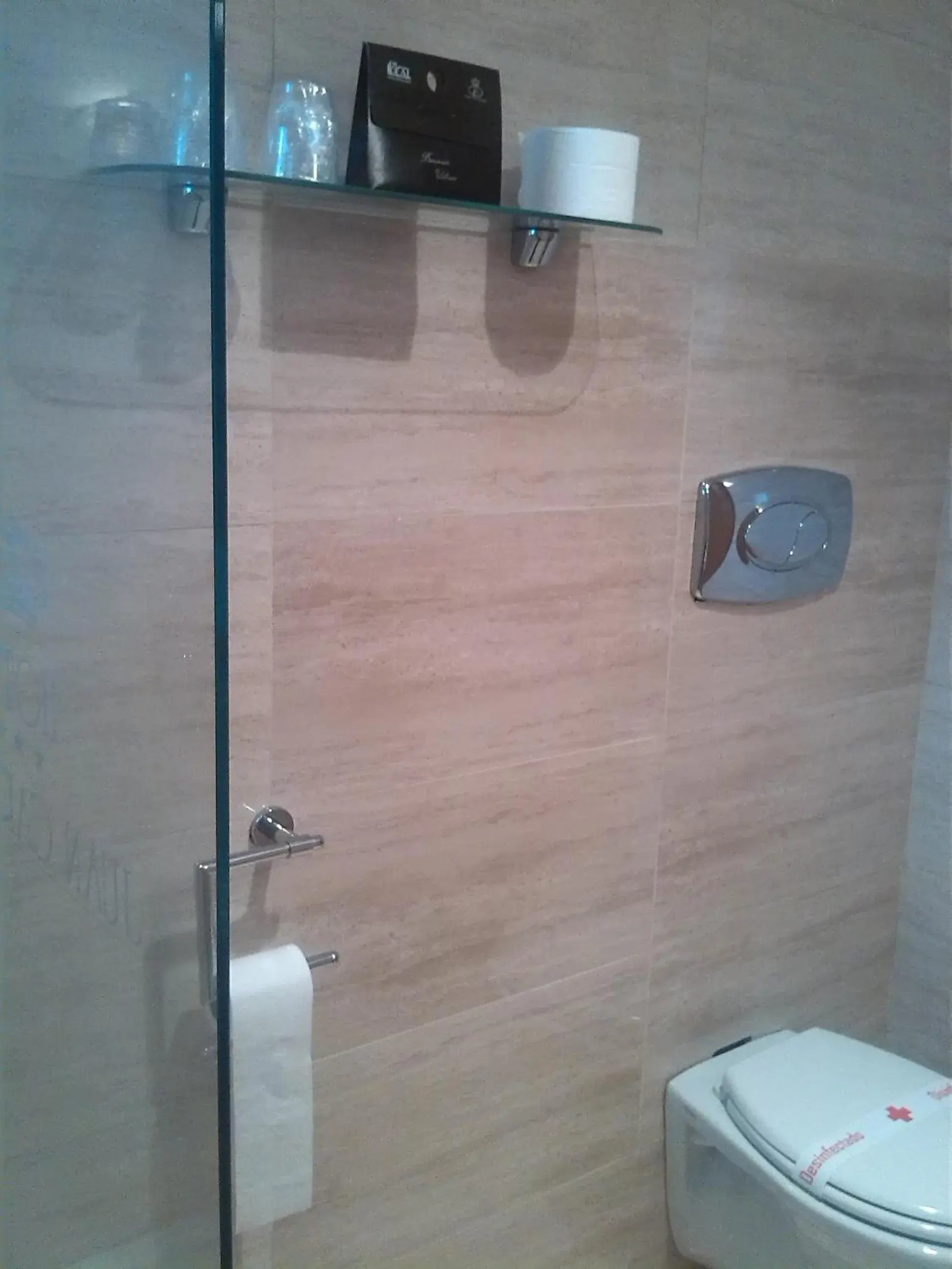 Classic Quadruple Room in Hotel Juan Carlos I Classic Quadruple Room in Hotel Juan Carlos I