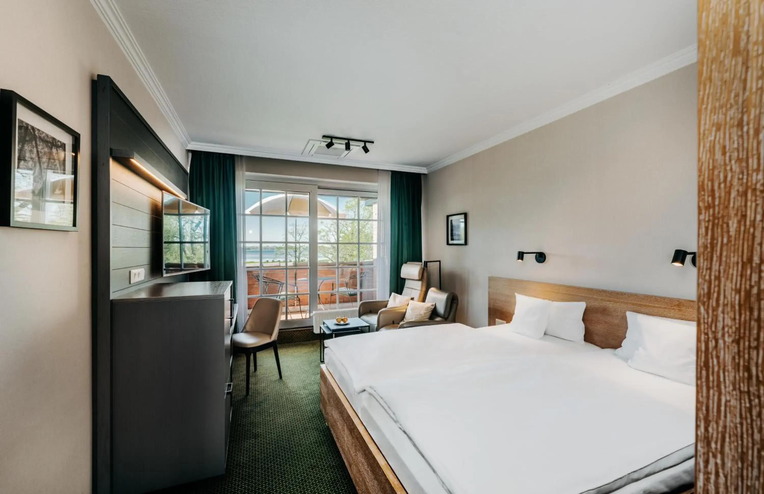 Superior Double Room in Romantik Hotel Jagdhaus Eiden am See Superior Double Room in Romantik Hotel Jagdhaus Eiden am See