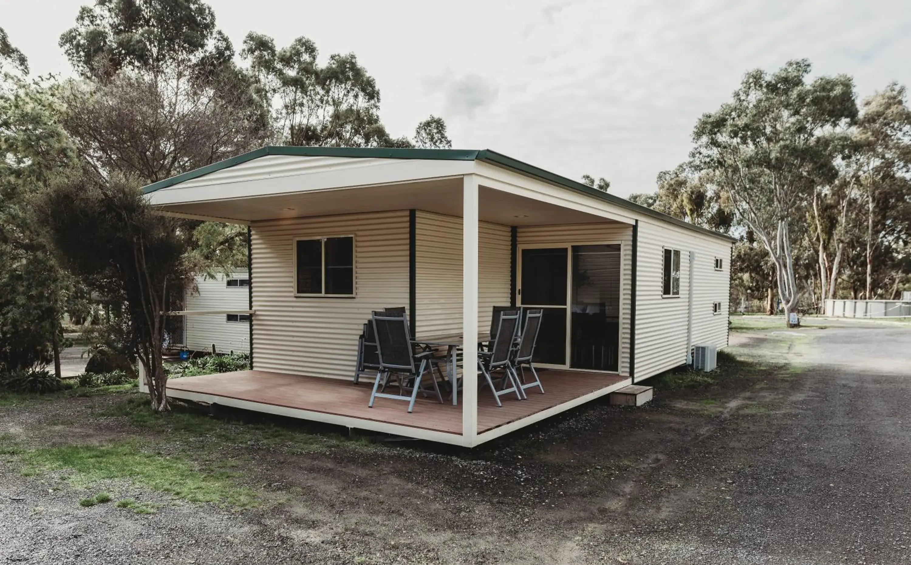 Deluxe Three-Bedroom Cabin in G'Day Parks Ararat Deluxe Three-Bedroom Cabin in G'Day Parks Ararat