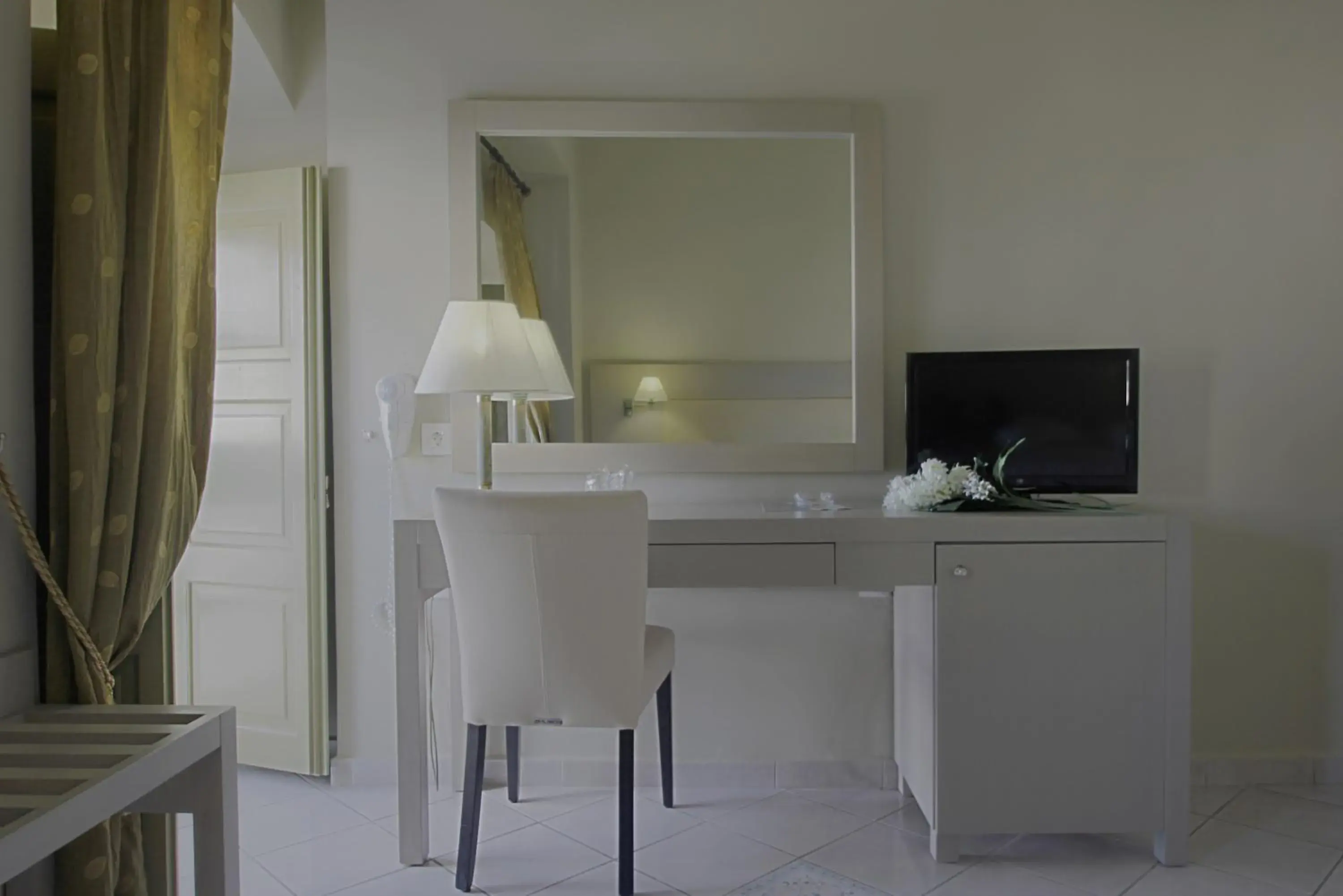 Single Room in Diogenis Hotel Single Room in Diogenis Hotel