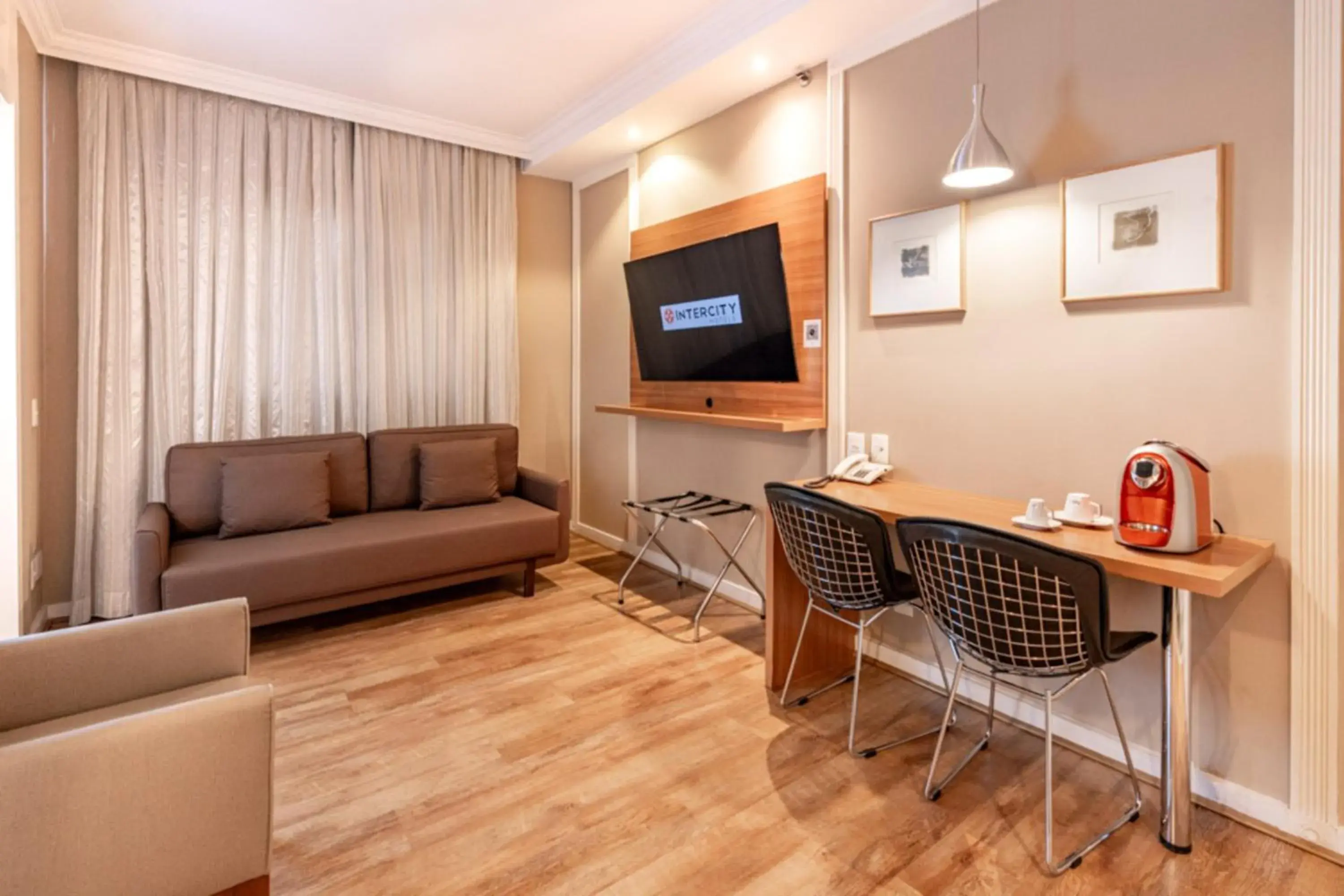 Standard Double - single occupancy - 1 Double Bed in Intercity Pamplona - The Universe Paulista Standard Double - single occupancy - 1 Double Bed in Intercity Pamplona - The Universe Paulista