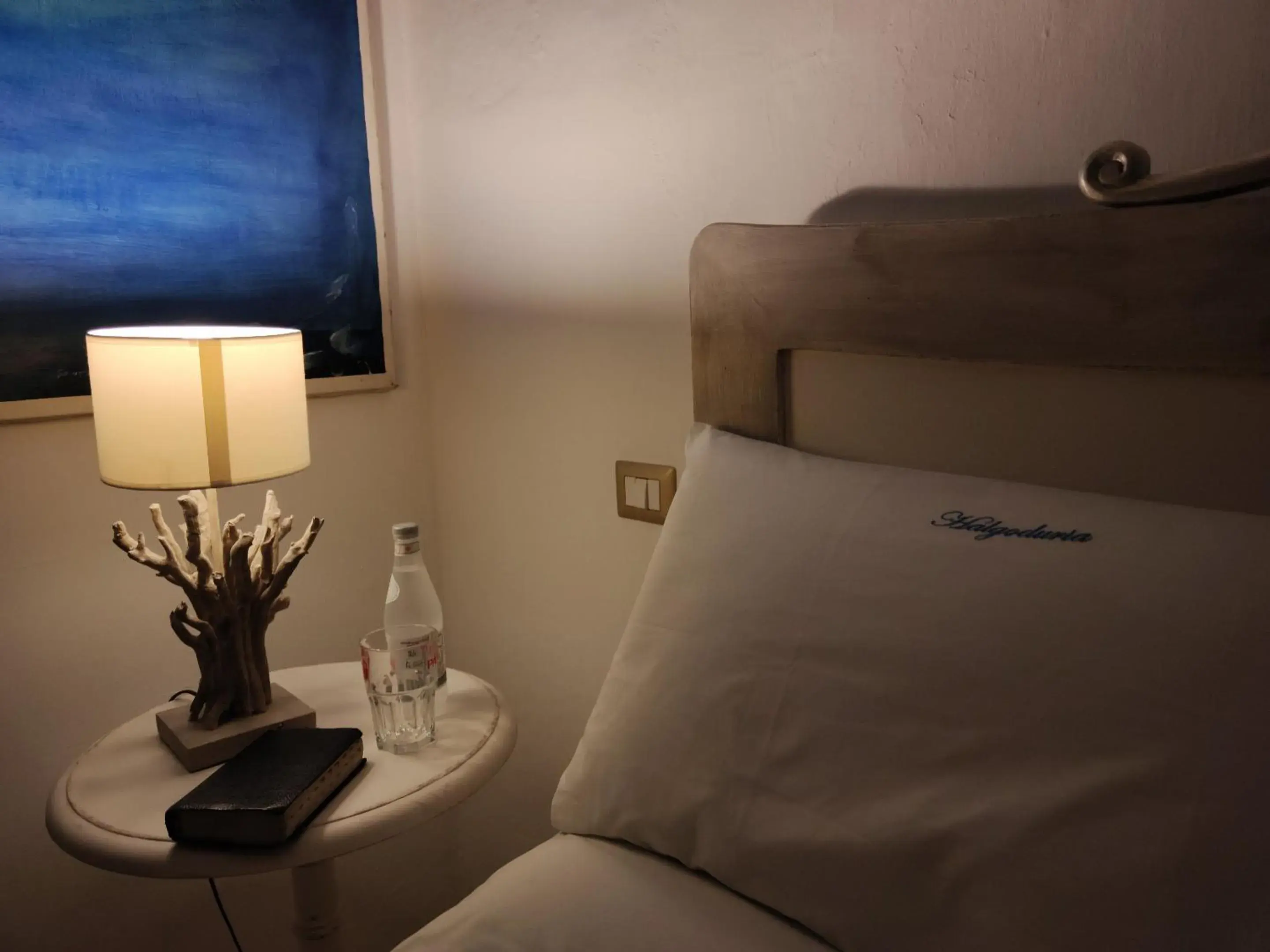 Superior Triple Room - single occupancy in Halgoduria Superior Triple Room - single occupancy in Halgoduria