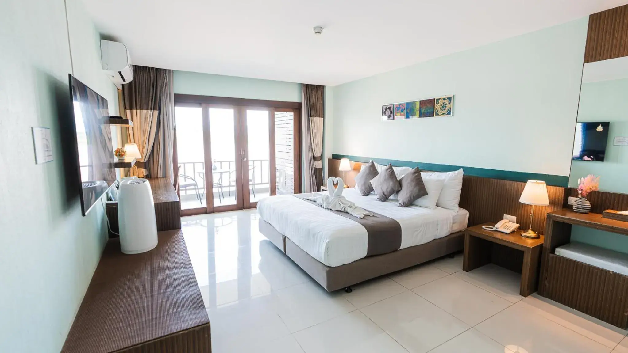 Deluxe Double Room with River View in Siam Triangle Hotel Chiang Sean Deluxe Double Room with River View in Siam Triangle Hotel Chiang Sean