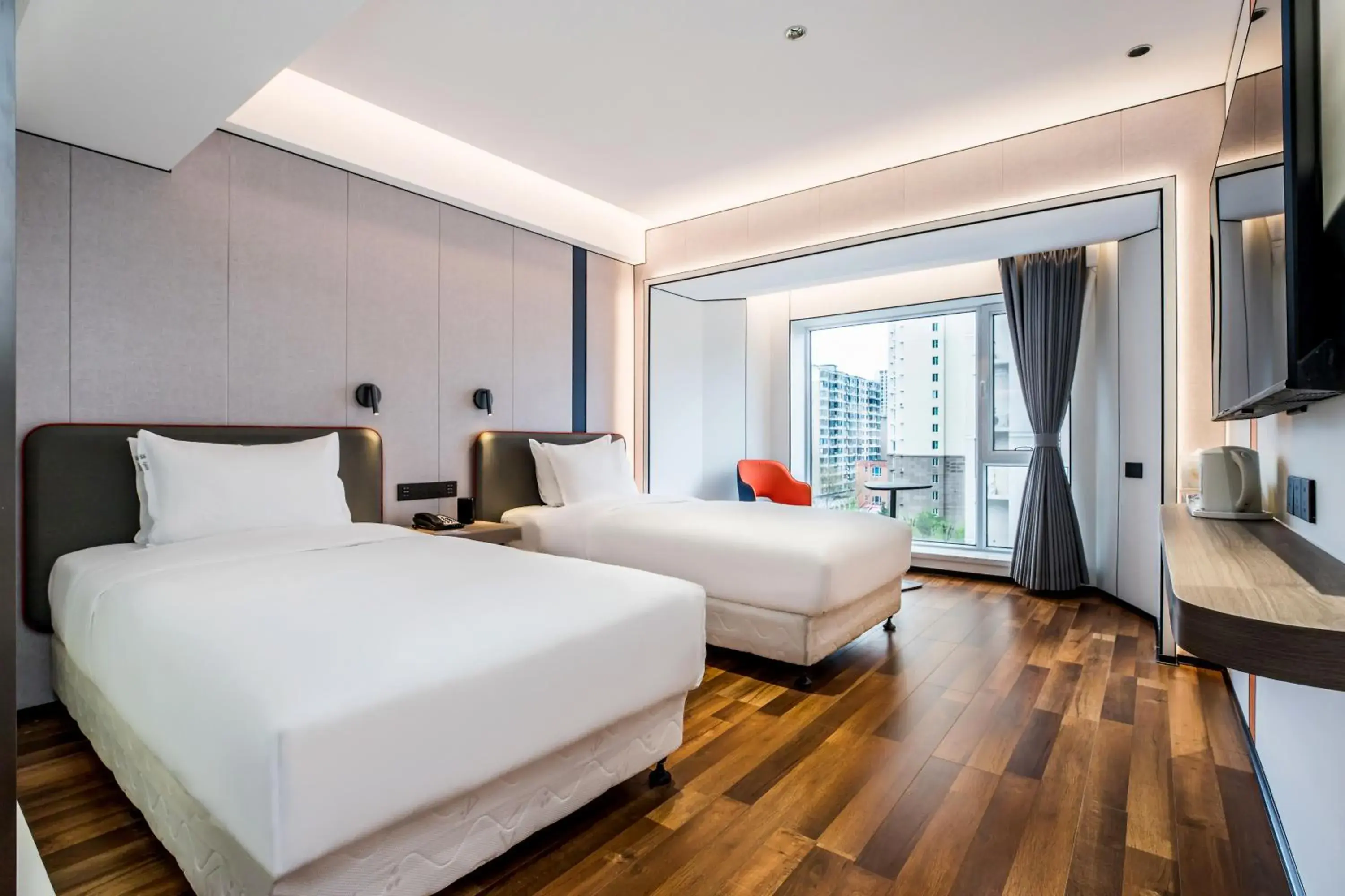 Standard Twin Room in Holiday Inn Express Chengde Downtown by IHG Standard Twin Room in Holiday Inn Express Chengde Downtown by IHG