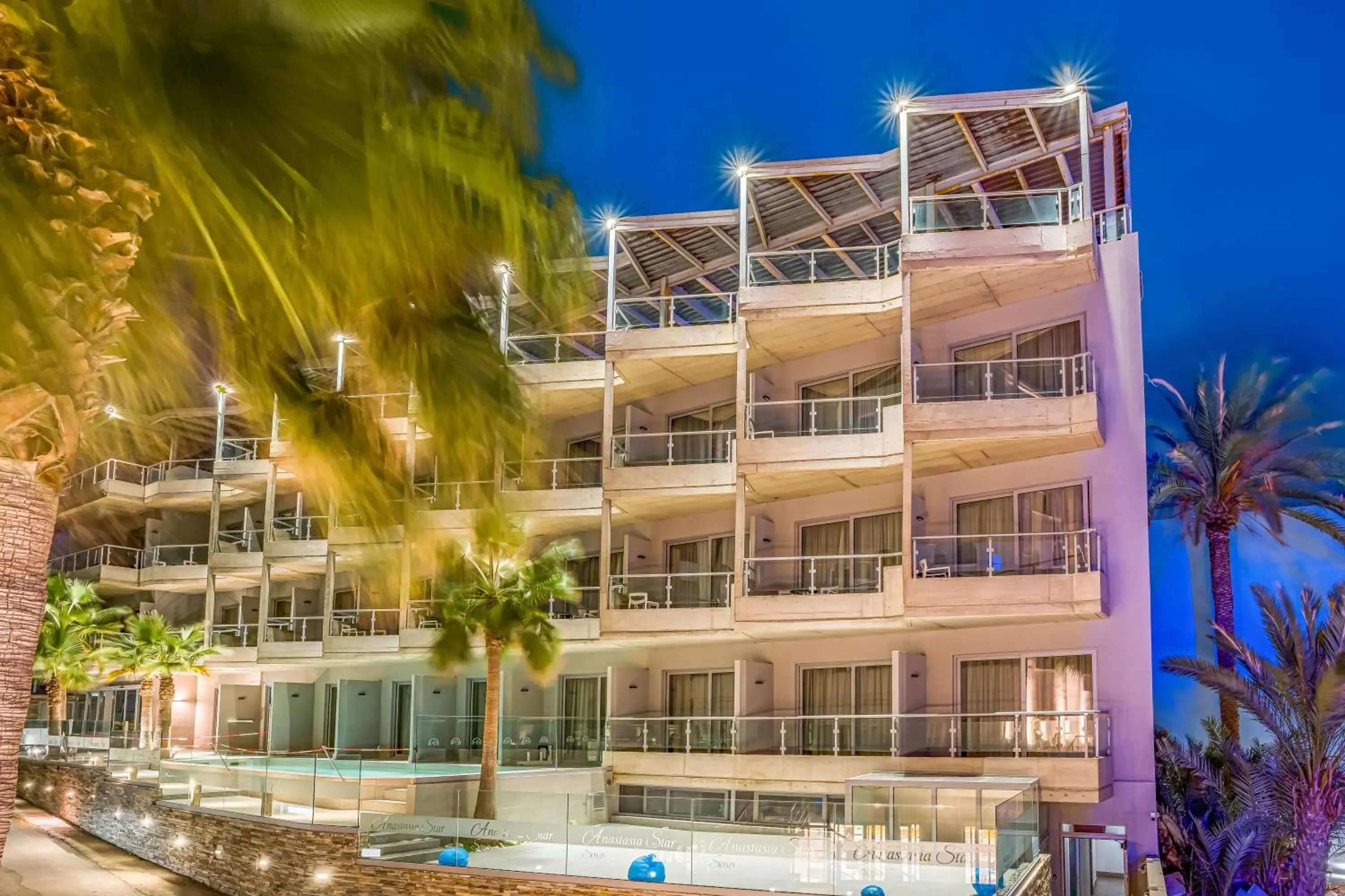 Junior Suite with Side Sea View and Sharing Pool - Annex in Glaros Beach Hotel Junior Suite with Side Sea View and Sharing Pool - Annex in Glaros Beach Hotel