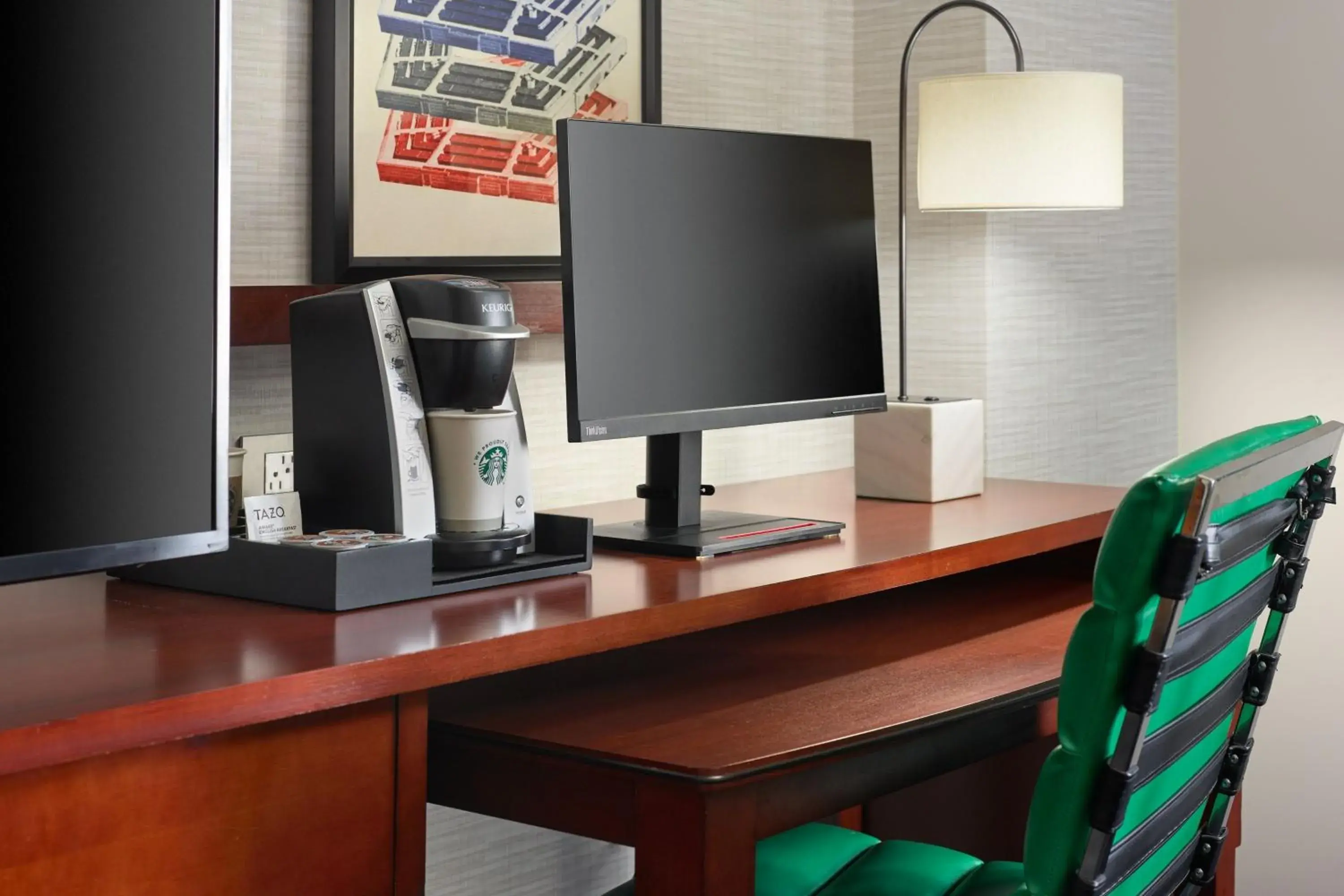 Deluxe King Room in Courtyard Arlington Crystal City/Reagan National Airport Deluxe King Room in Courtyard Arlington Crystal City/Reagan National Airport