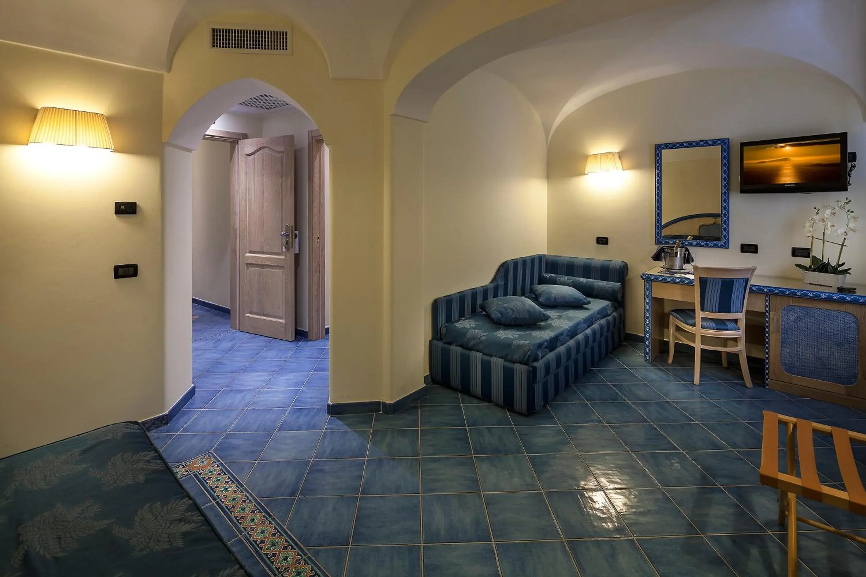 Classic Triple Room in Sorriso Thermae Resort & Spa Classic Triple Room in Sorriso Thermae Resort & Spa