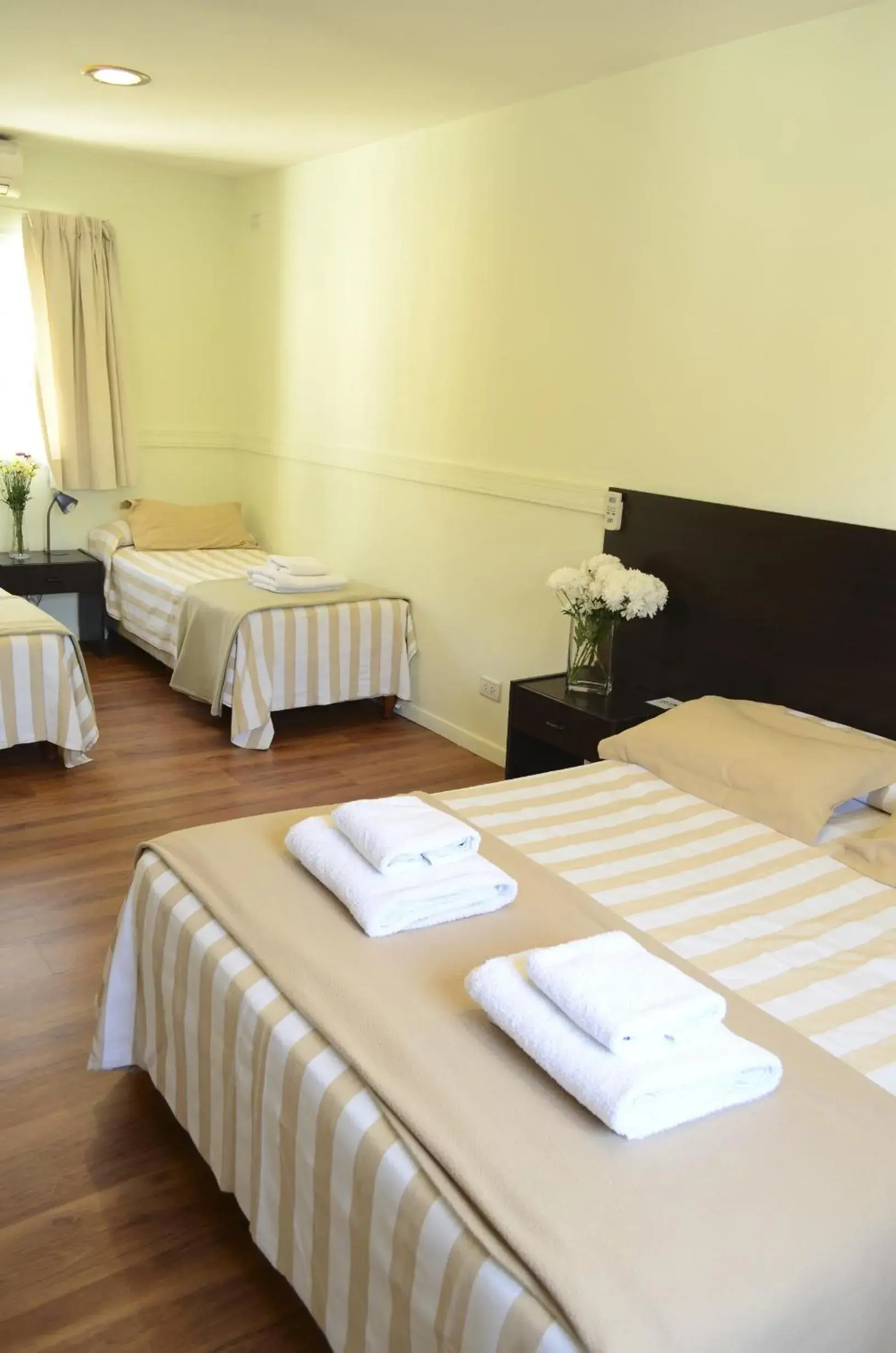 Standard Triple Room in Abril Hotel Boutique Standard Triple Room in Abril Hotel Boutique