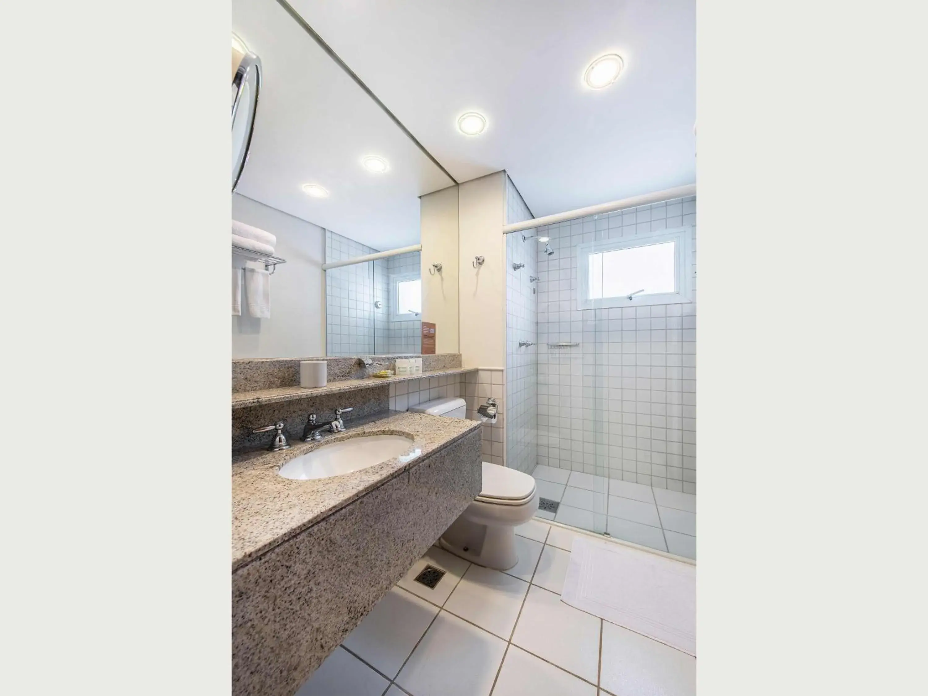 Deluxe Queen Room - single occupancy in Hotel Cassino Tower Campinas Cambuí By Nacional Inn Deluxe Queen Room - single occupancy in Hotel Cassino Tower Campinas Cambuí By Nacional Inn