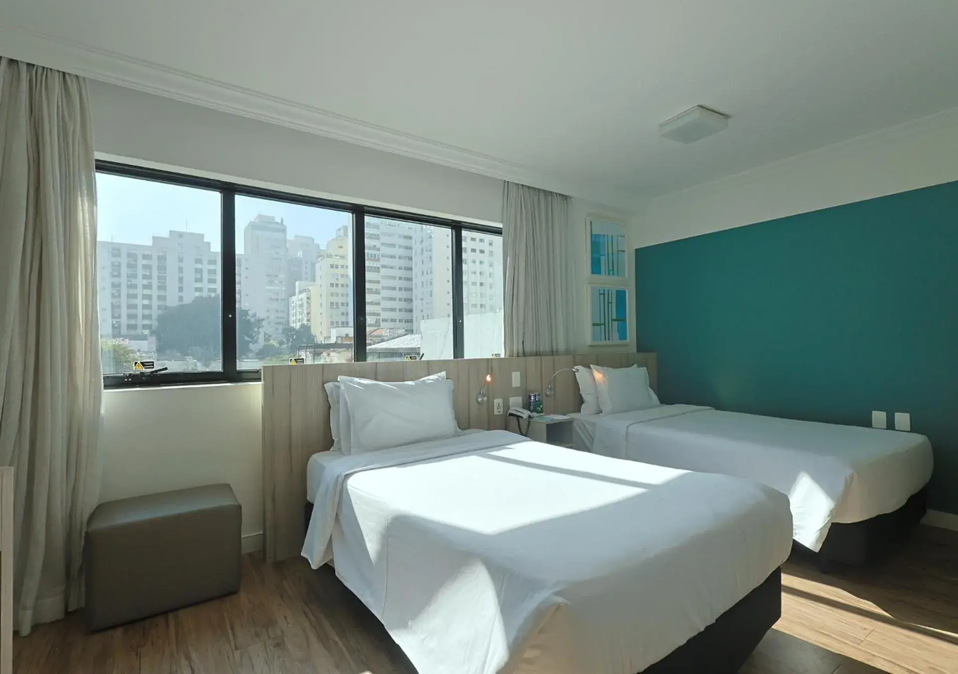 Deluxe Twin Room in Radisson Oscar Freire Deluxe Twin Room in Radisson Oscar Freire