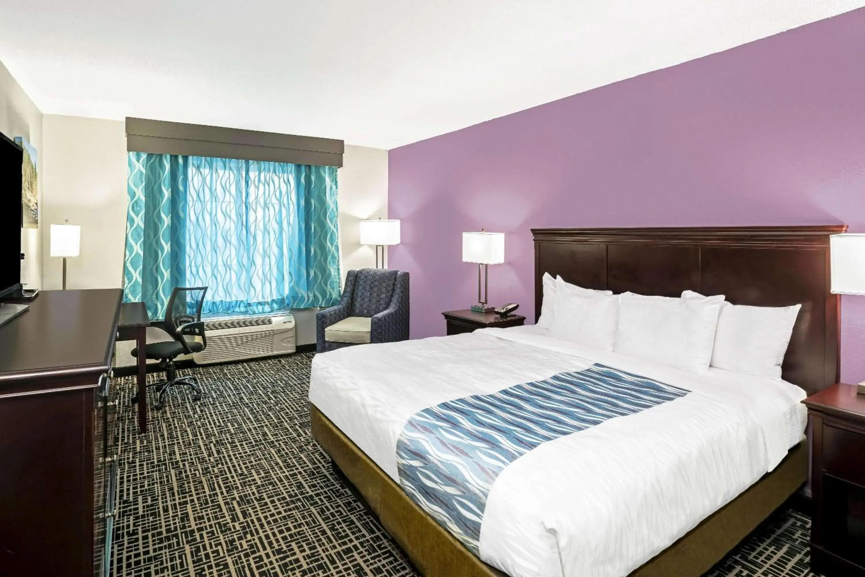 King Room - Non-Smoking in La Quinta by Wyndham Cookeville King Room - Non-Smoking in La Quinta by Wyndham Cookeville