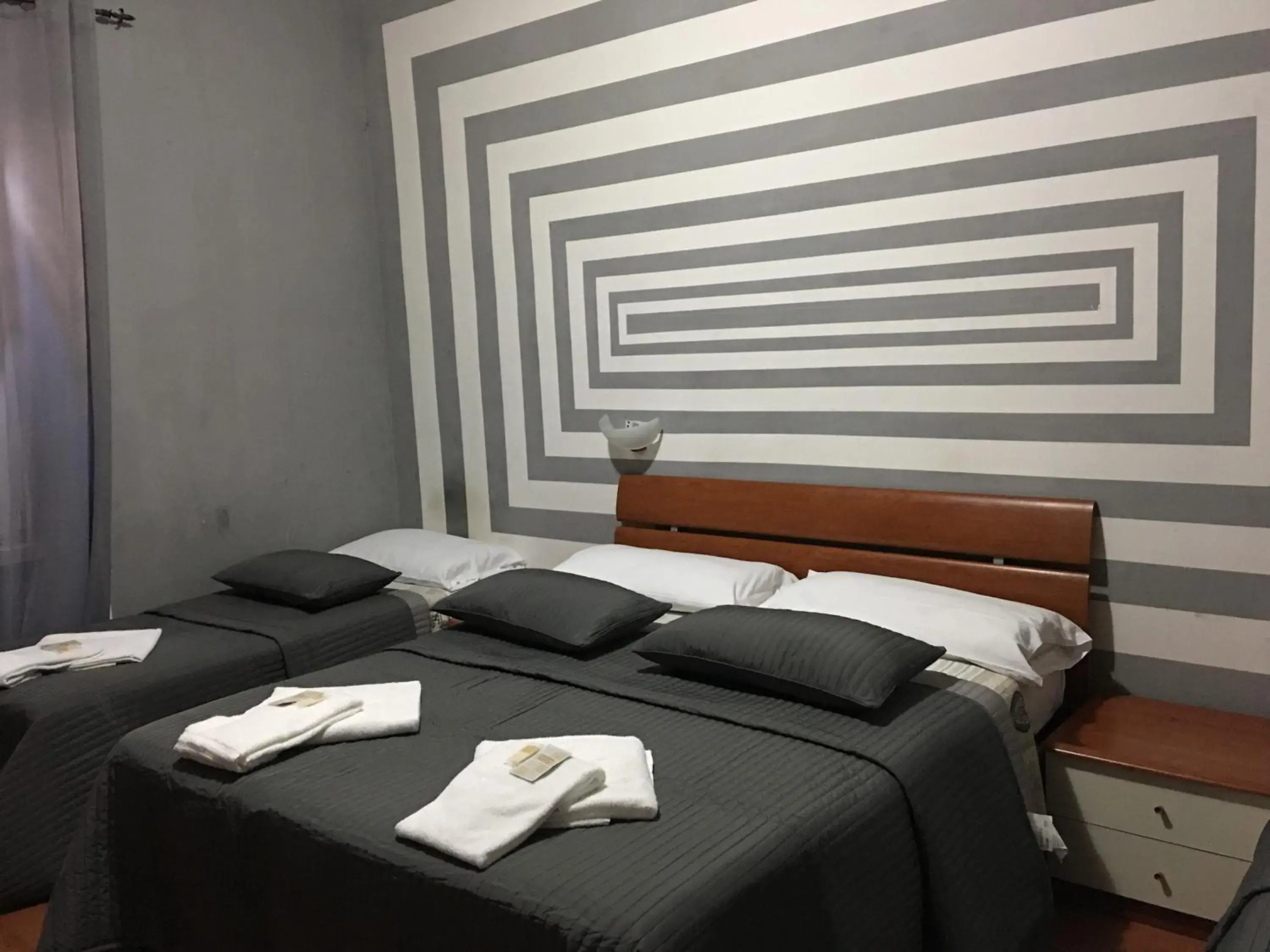 Triple Room with Private Bathroom in Hi Termini Triple Room with Private Bathroom in Hi Termini