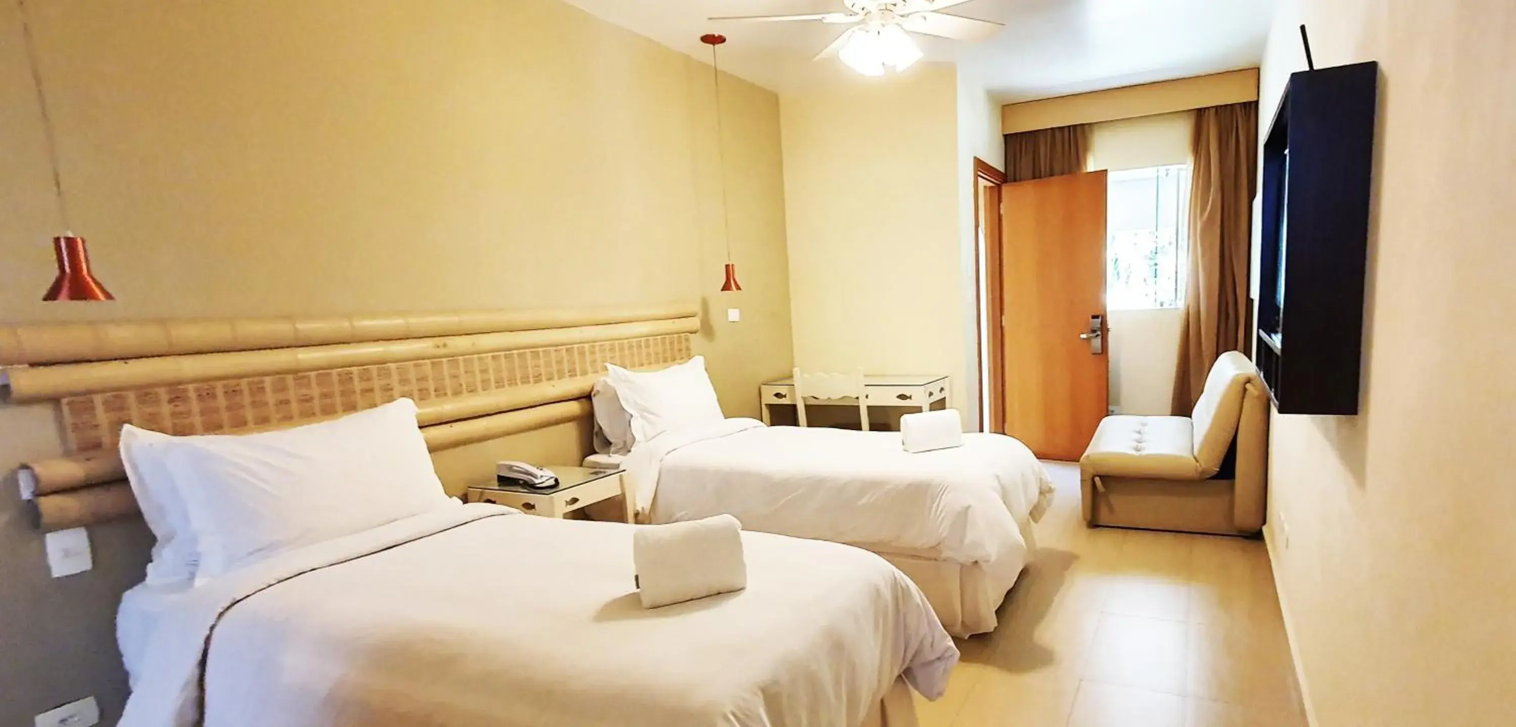 Standard Twin Room in Hotel Itapemar - Ilhabela Standard Twin Room in Hotel Itapemar - Ilhabela