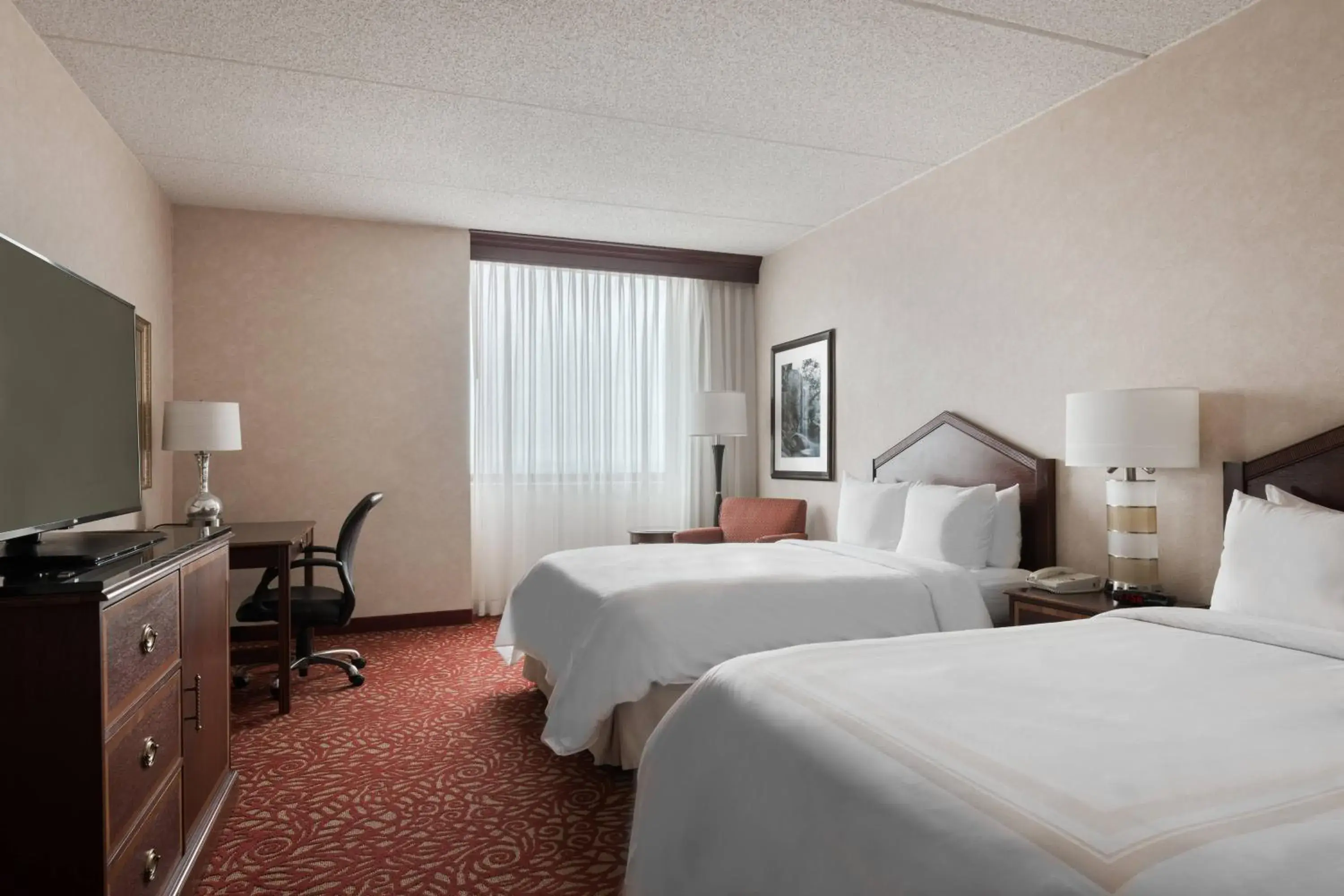 Double Room with Two Double Beds - Concierge Level in Chicago Marriott Northwest Double Room with Two Double Beds - Concierge Level in Chicago Marriott Northwest