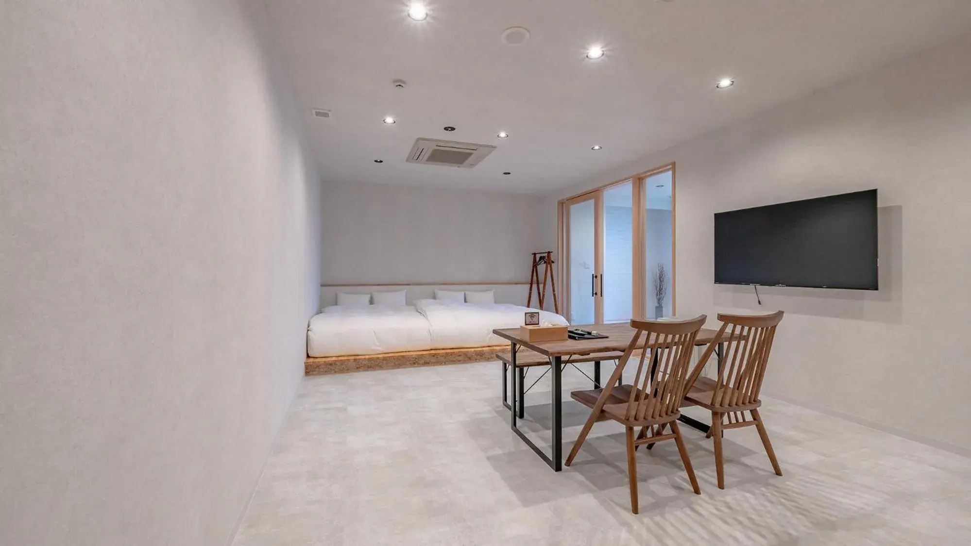 Superior Queen Room with Two Queen Beds in Relax Hotel Takayama Station Superior Queen Room with Two Queen Beds in Relax Hotel Takayama Station