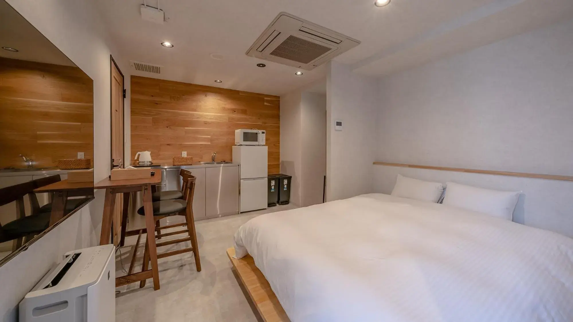 Standard Double Room in Relax Hotel Takayama Station Standard Double Room in Relax Hotel Takayama Station