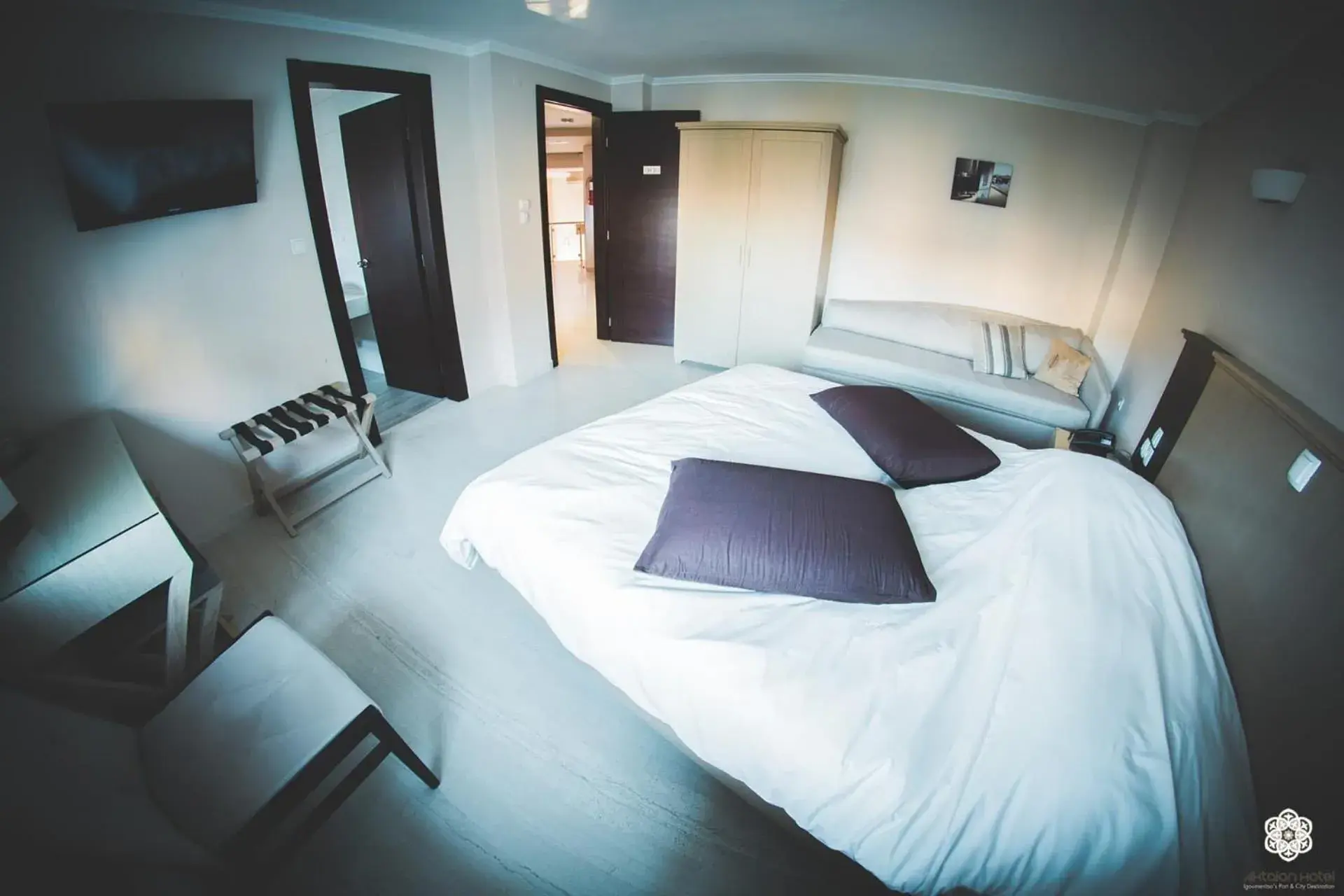 Family Room (2 Adults + 2 Children) in Aktaion Hotel Family Room (2 Adults + 2 Children) in Aktaion Hotel