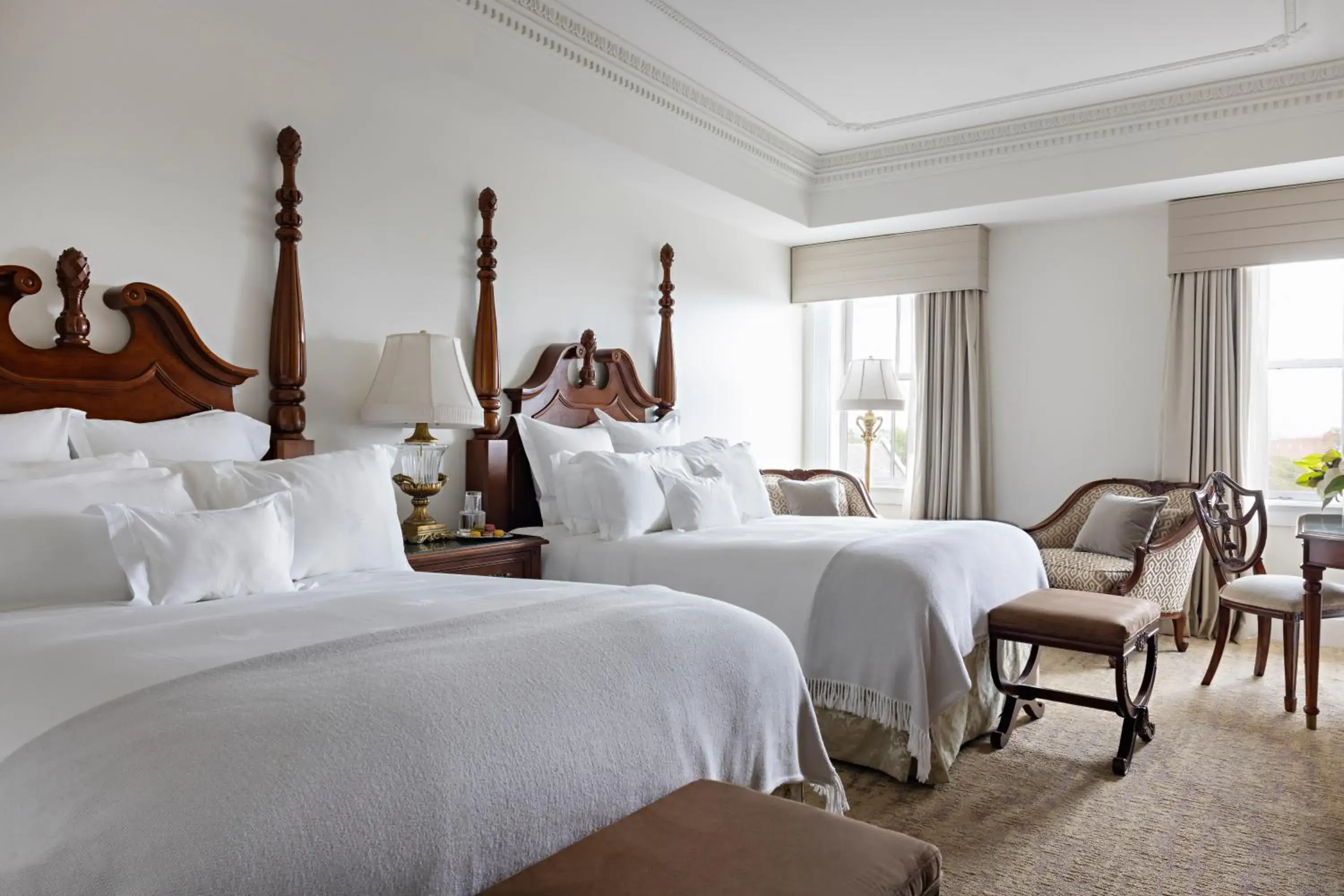 Luxury Queen Room with Two Queen Beds in Market Pavilion Hotel Luxury Queen Room with Two Queen Beds in Market Pavilion Hotel