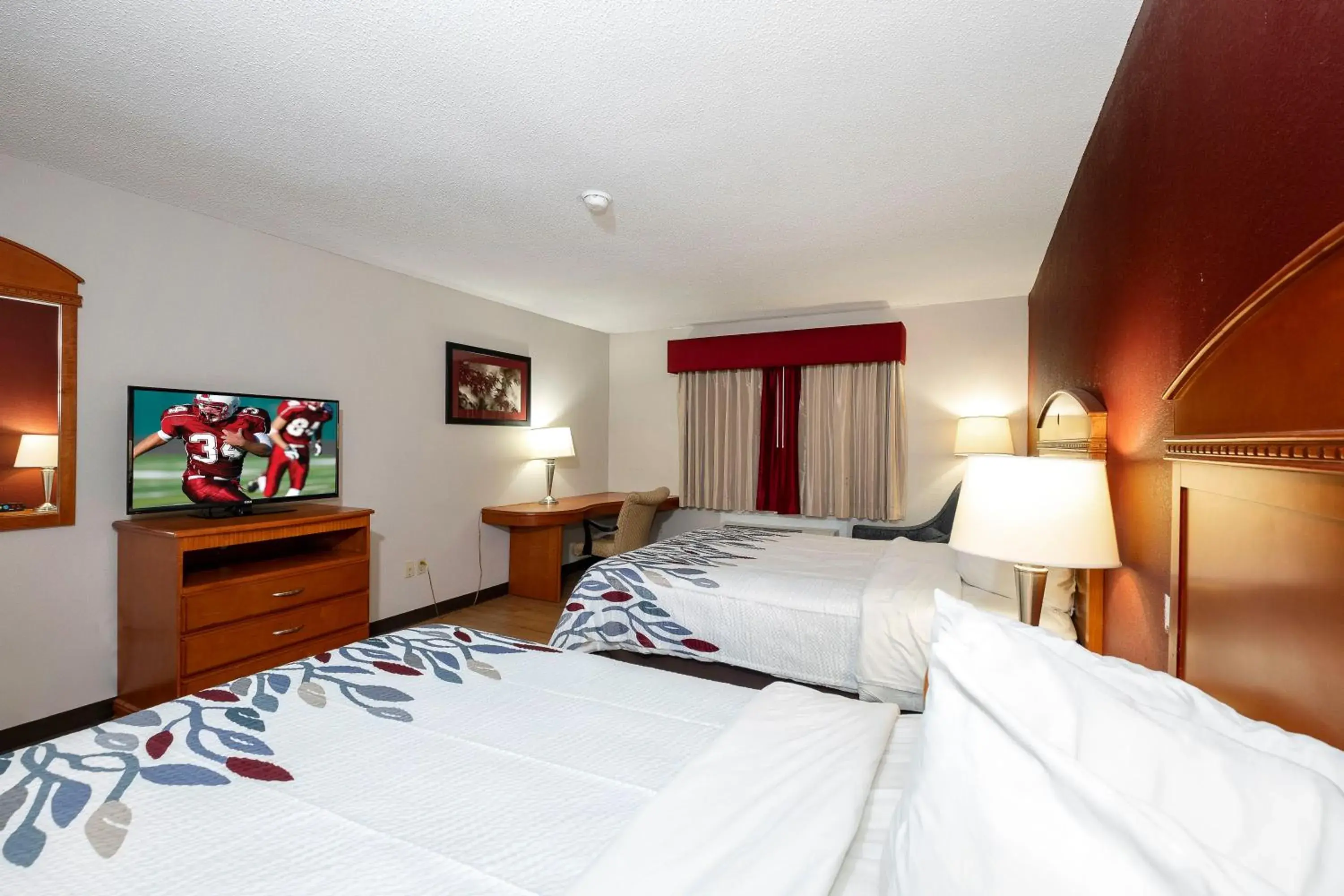 King Room with Two King Beds - Non-Smoking in Red Roof Inn Fulton King Room with Two King Beds - Non-Smoking in Red Roof Inn Fulton