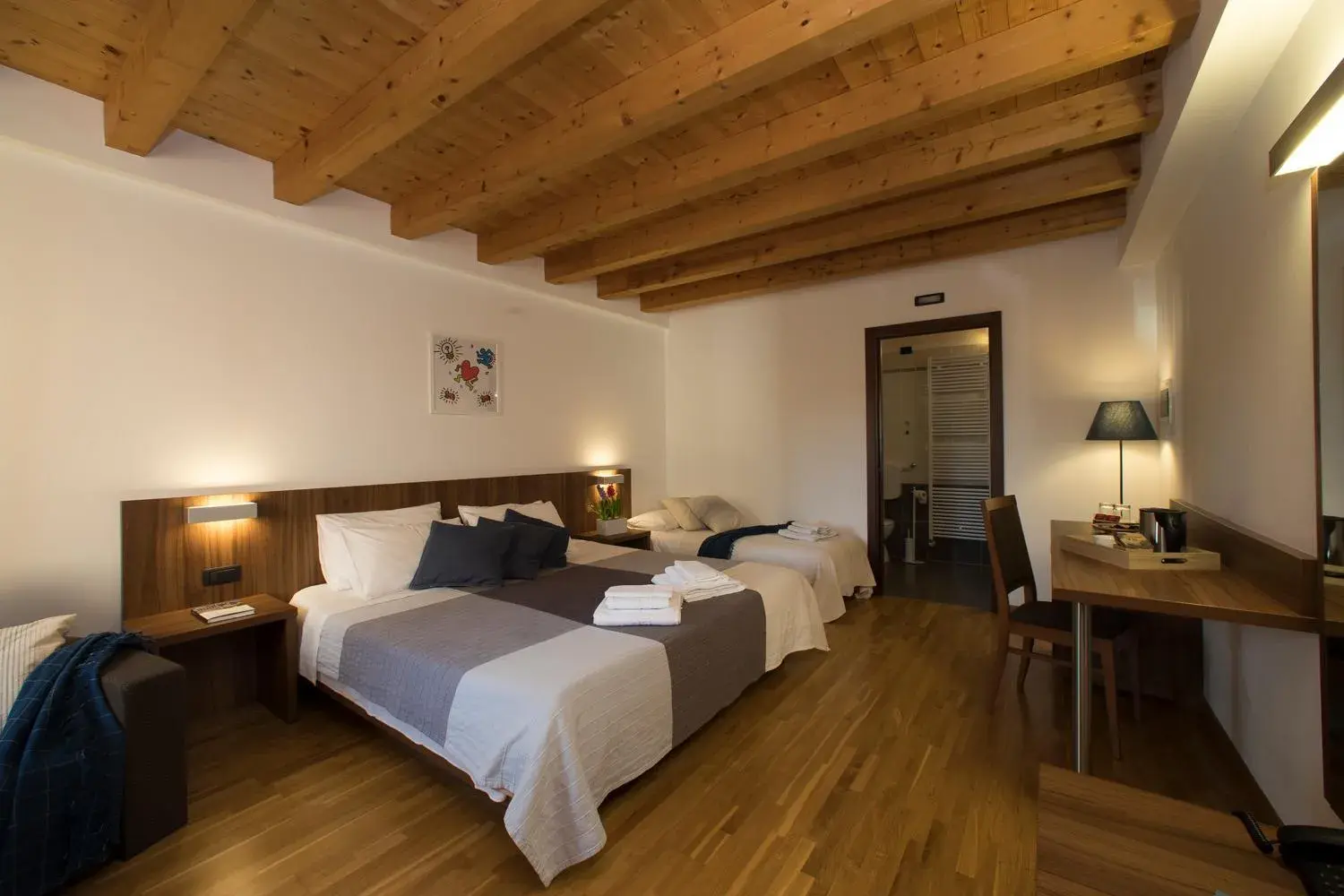 Superior Triple Room in Hotel C25 Superior Triple Room in Hotel C25