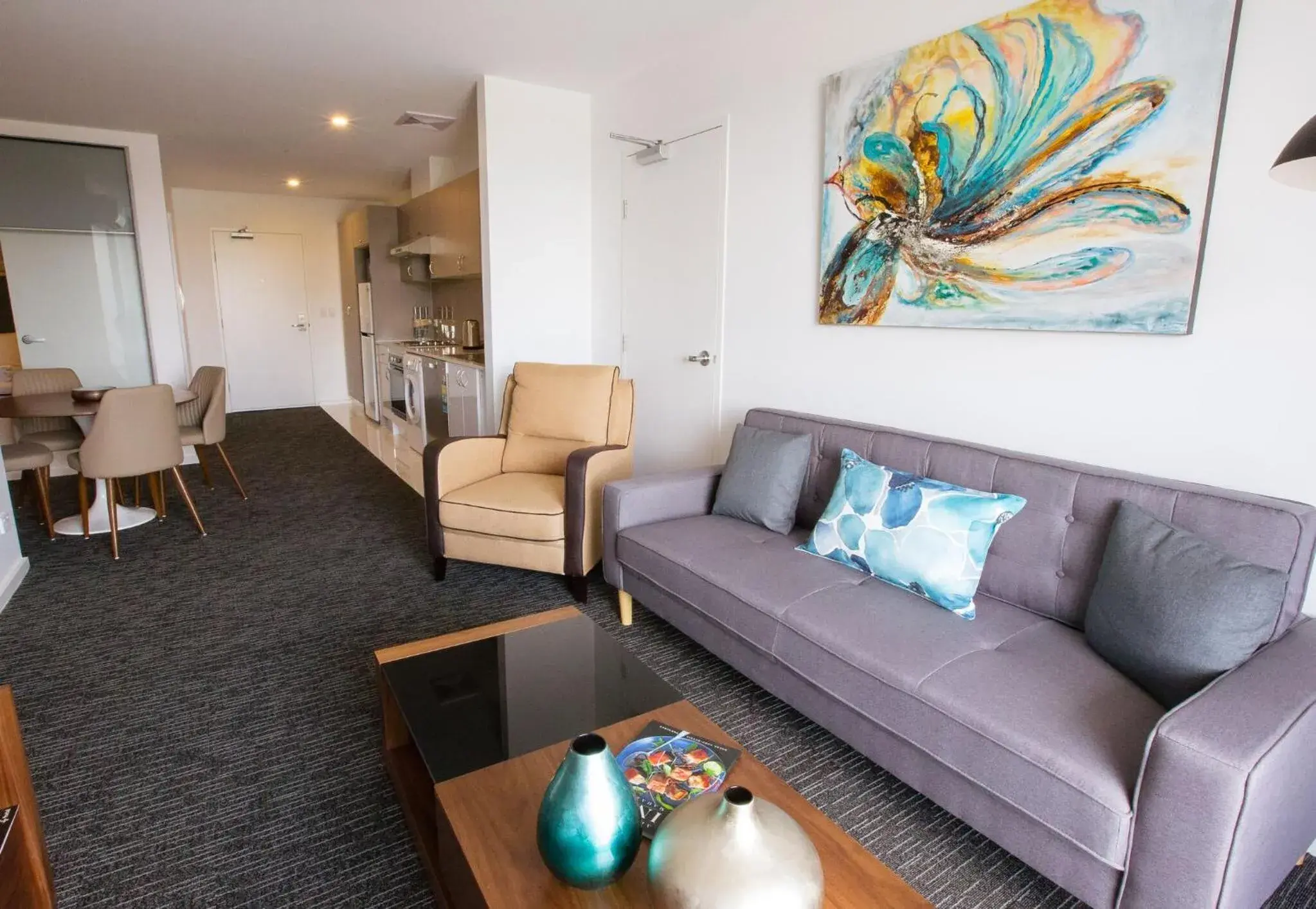 Deluxe Two-Bedroom/ One-Bathroom Apartment - Disability Access - Non Pet Friendly in The Palms Apartments Deluxe Two-Bedroom/ One-Bathroom Apartment - Disability Access - Non Pet Friendly in The Palms Apartments