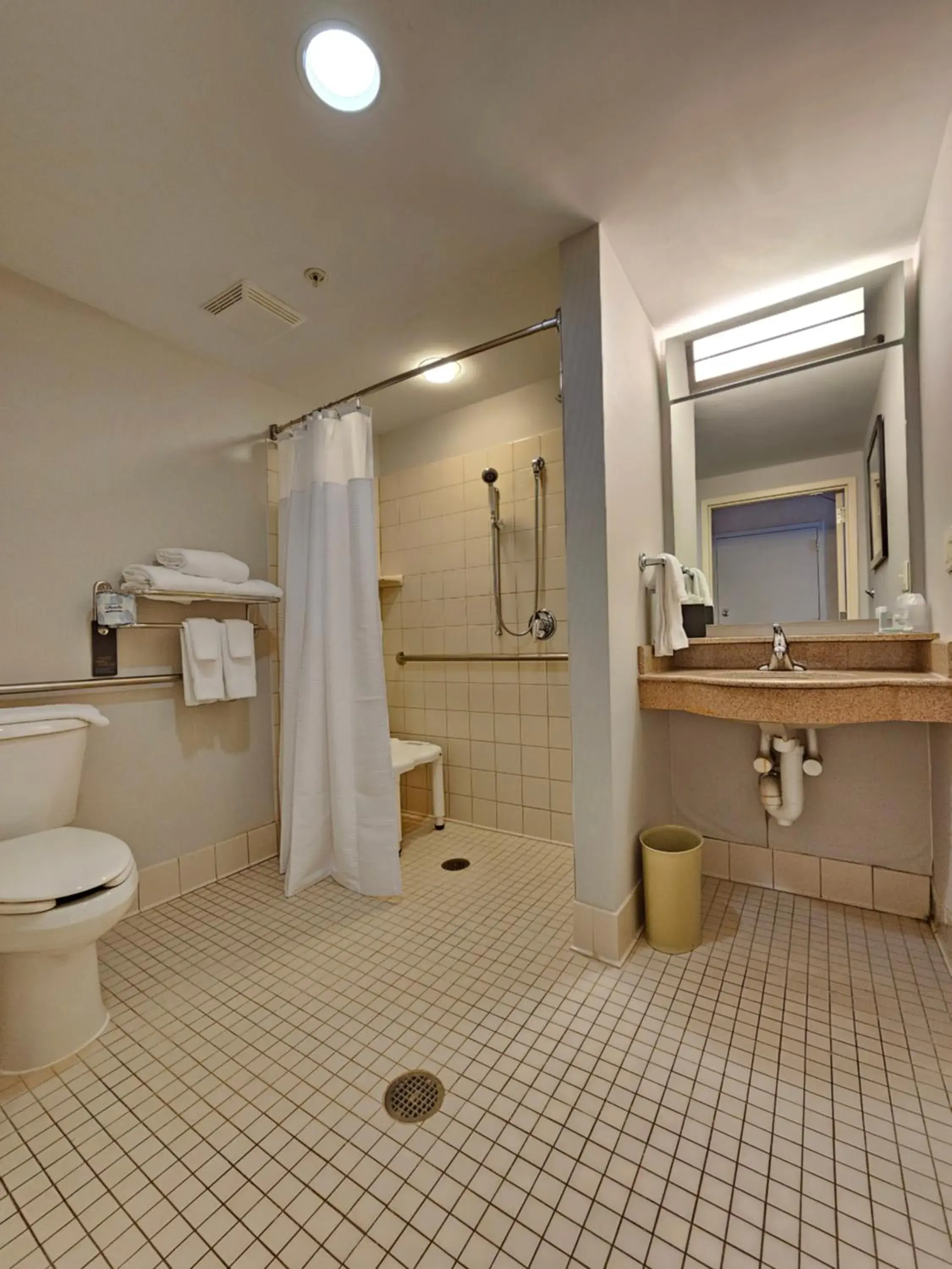 King Room with Sofa Bed and Roll-in Shower - Mobility and Hearing Accessible in Courtyard Boston Raynham King Room with Sofa Bed and Roll-in Shower - Mobility and Hearing Accessible in Courtyard Boston Raynham