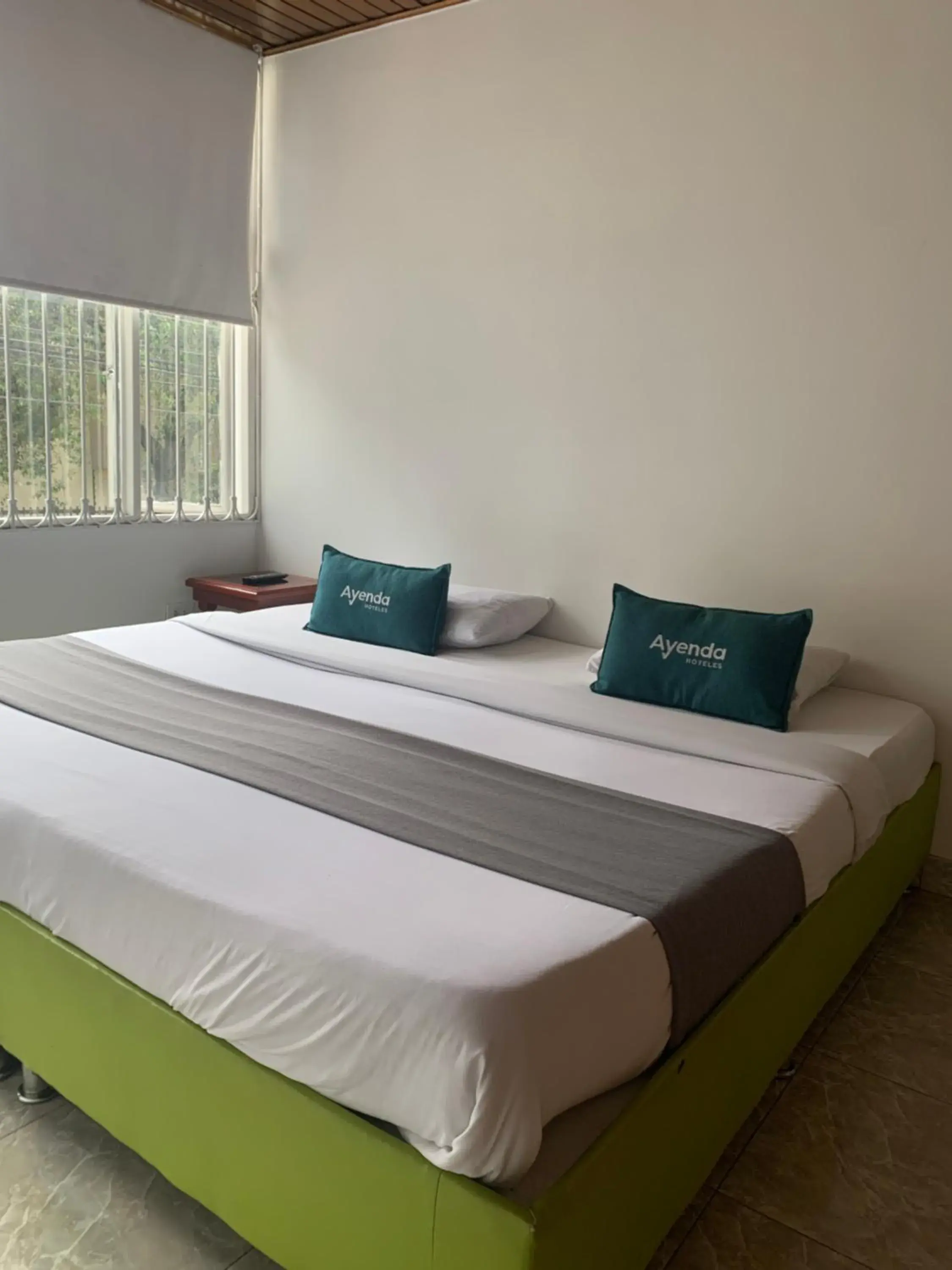 Standard Double Room - single occupancy in Hotel Quintas de Normandia Standard Double Room - single occupancy in Hotel Quintas de Normandia